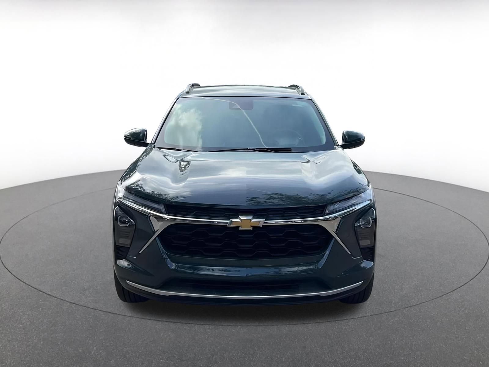 Thumbnail: 2025 Chevrolet Trax - 4