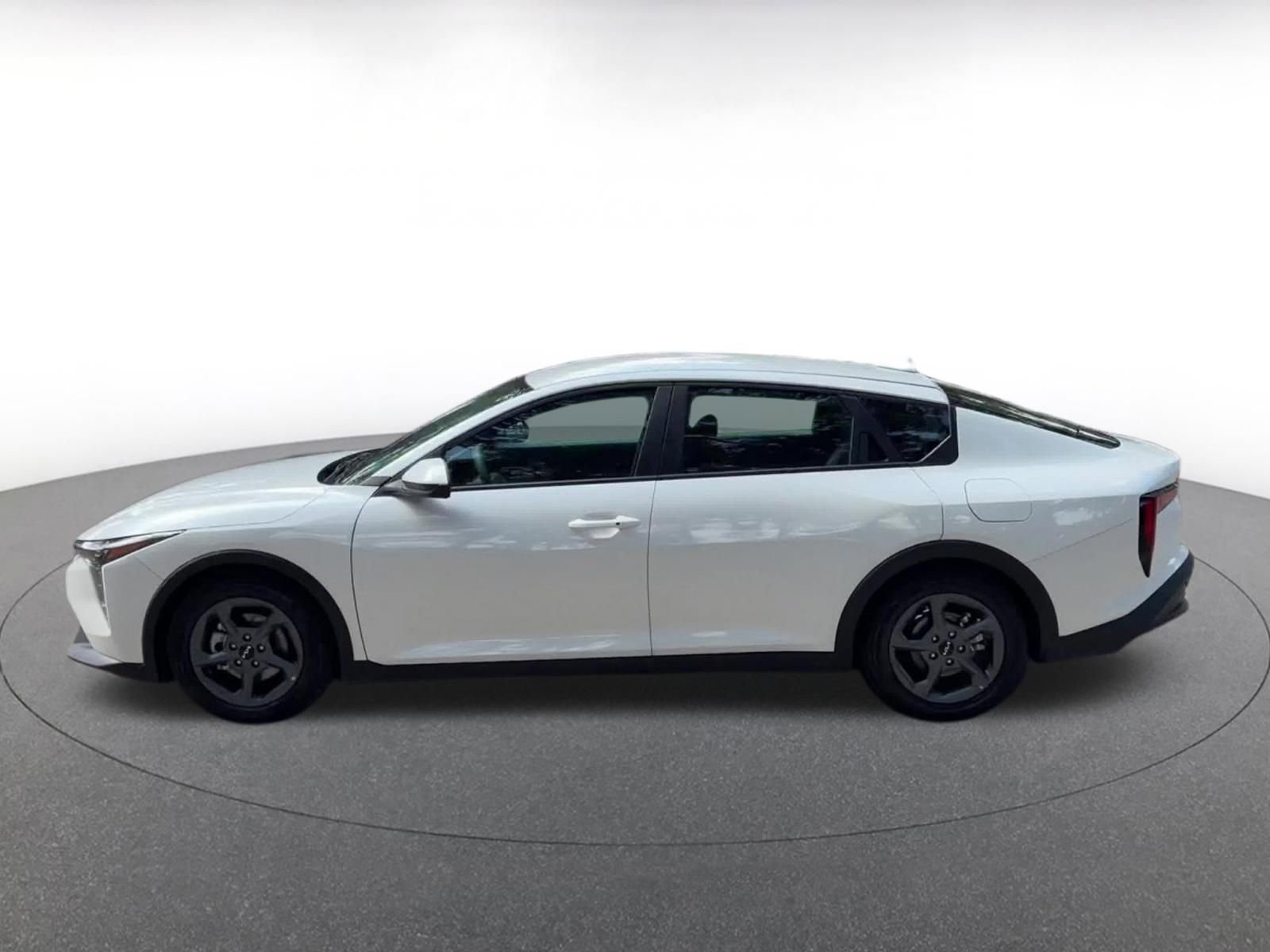 Thumbnail: 2025 Kia K4 - 9