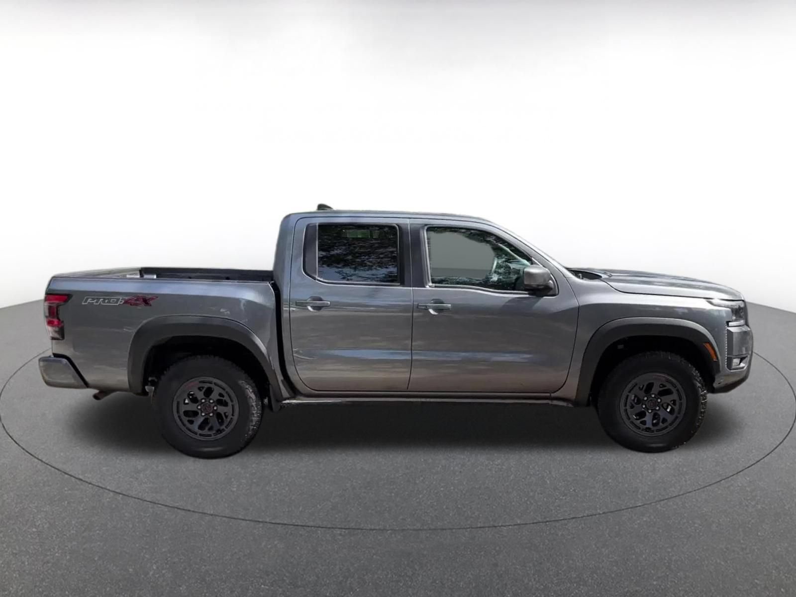 Thumbnail: 2026 Nissan Frontier - 16