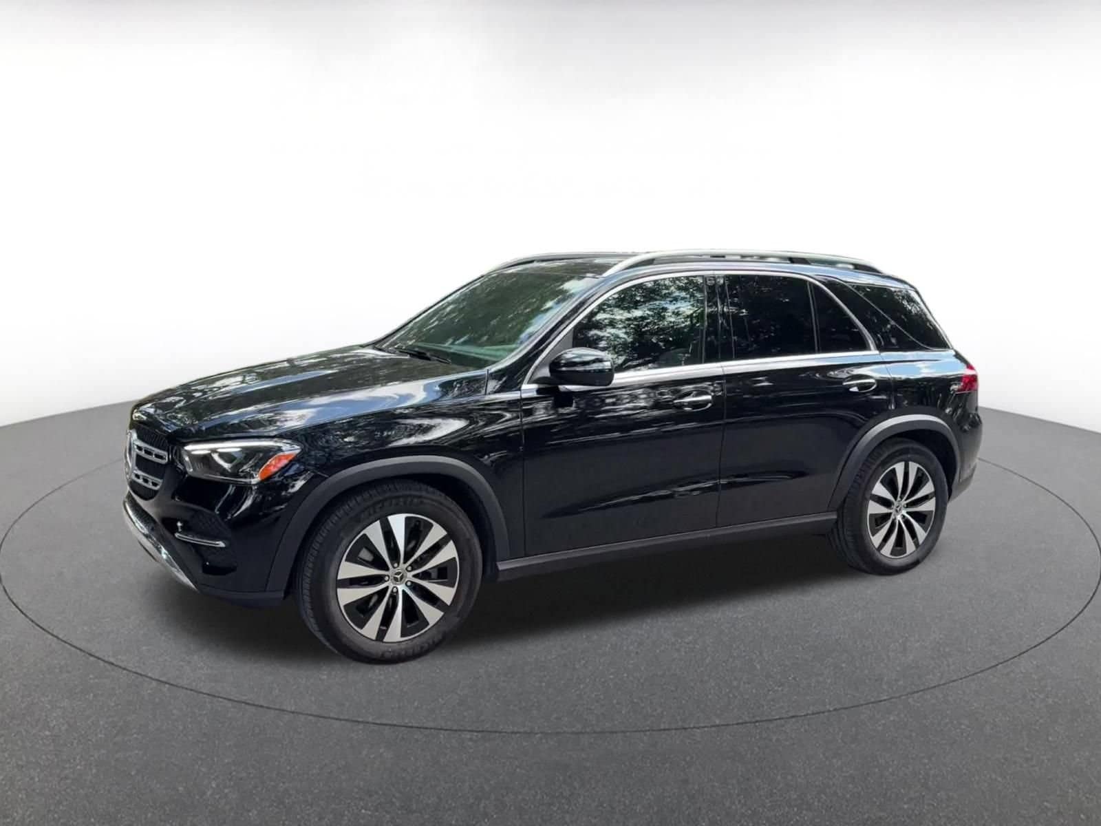 Thumbnail: 2026 Mercedes-Benz GLE - 7