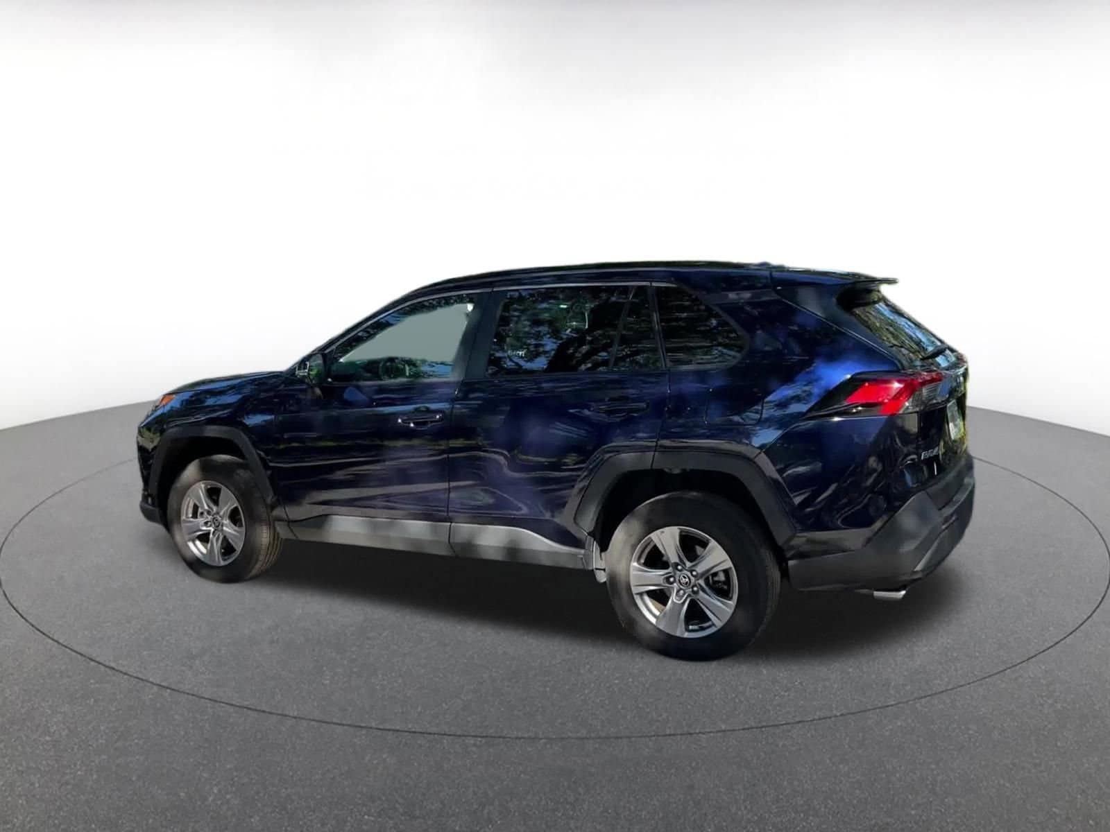 Thumbnail: 2025 Toyota RAV4 - 10