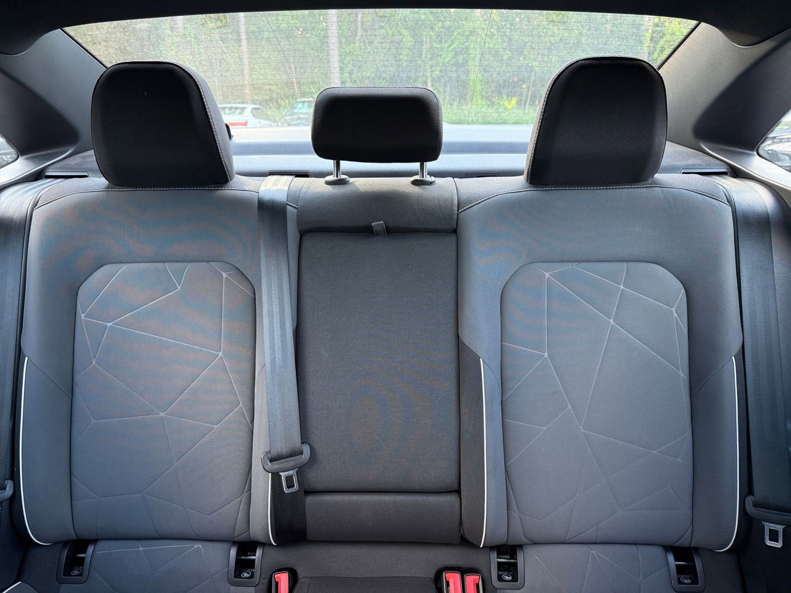 Thumbnail: 2025 Volkswagen Jetta - 32