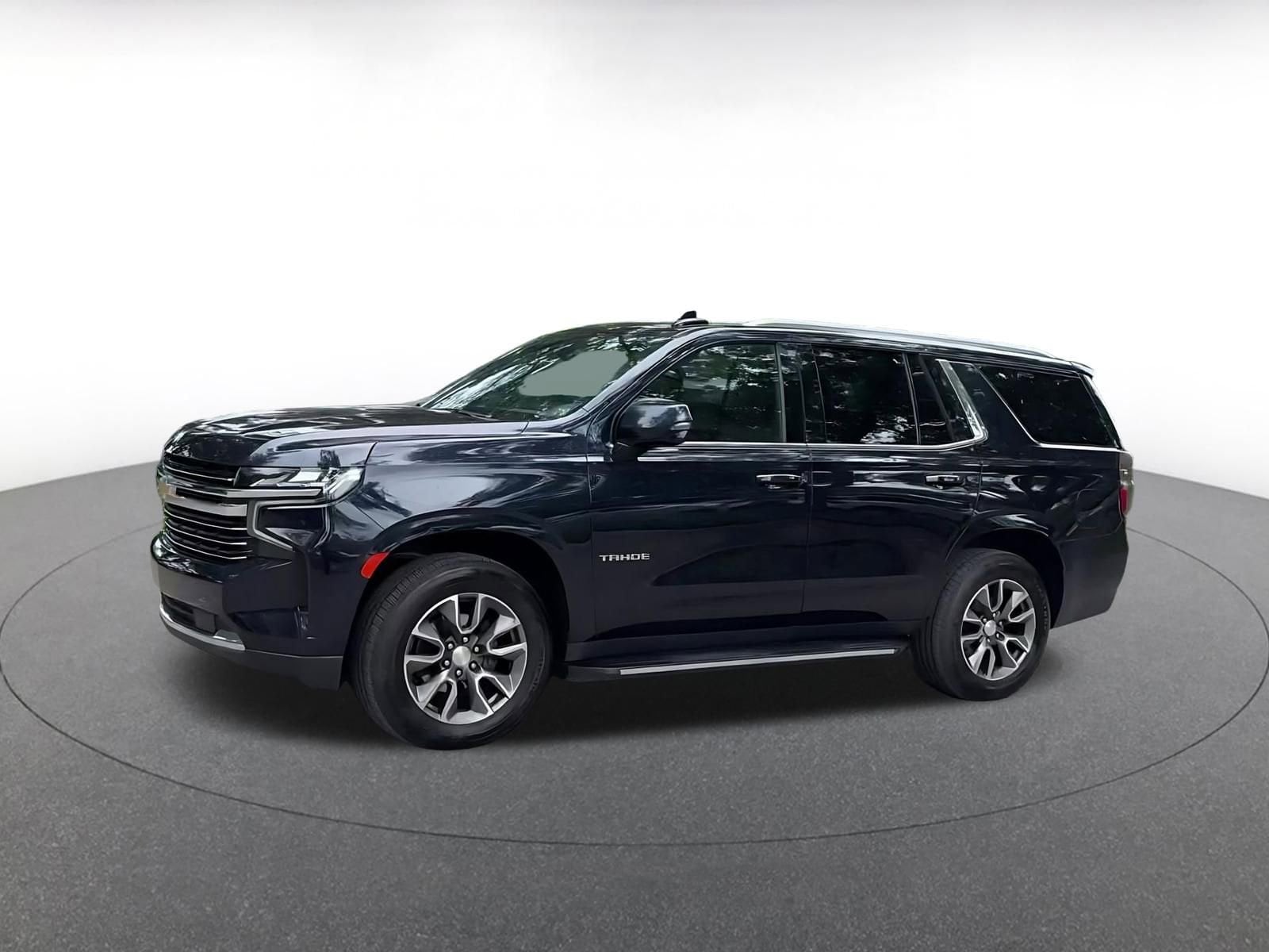 Thumbnail: 2023 Chevrolet Tahoe - 8