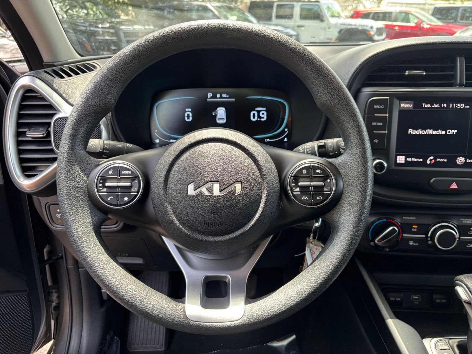 Thumbnail: 2025 Kia Soul - 25