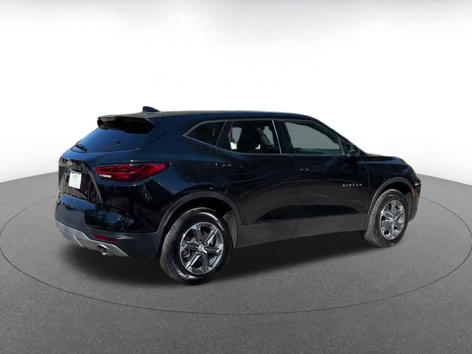 Thumbnail: 2025 Chevrolet Blazer - 15