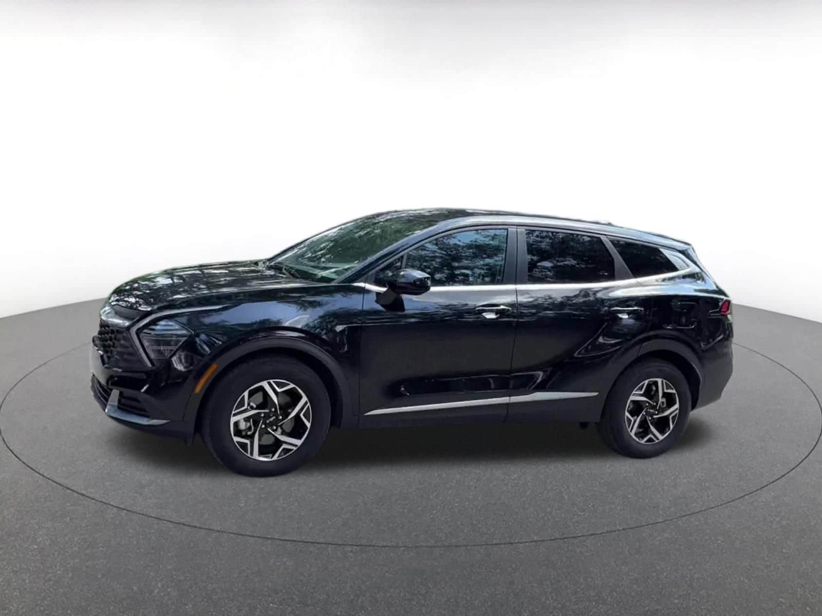 Thumbnail: 2025 Kia Sportage - 6