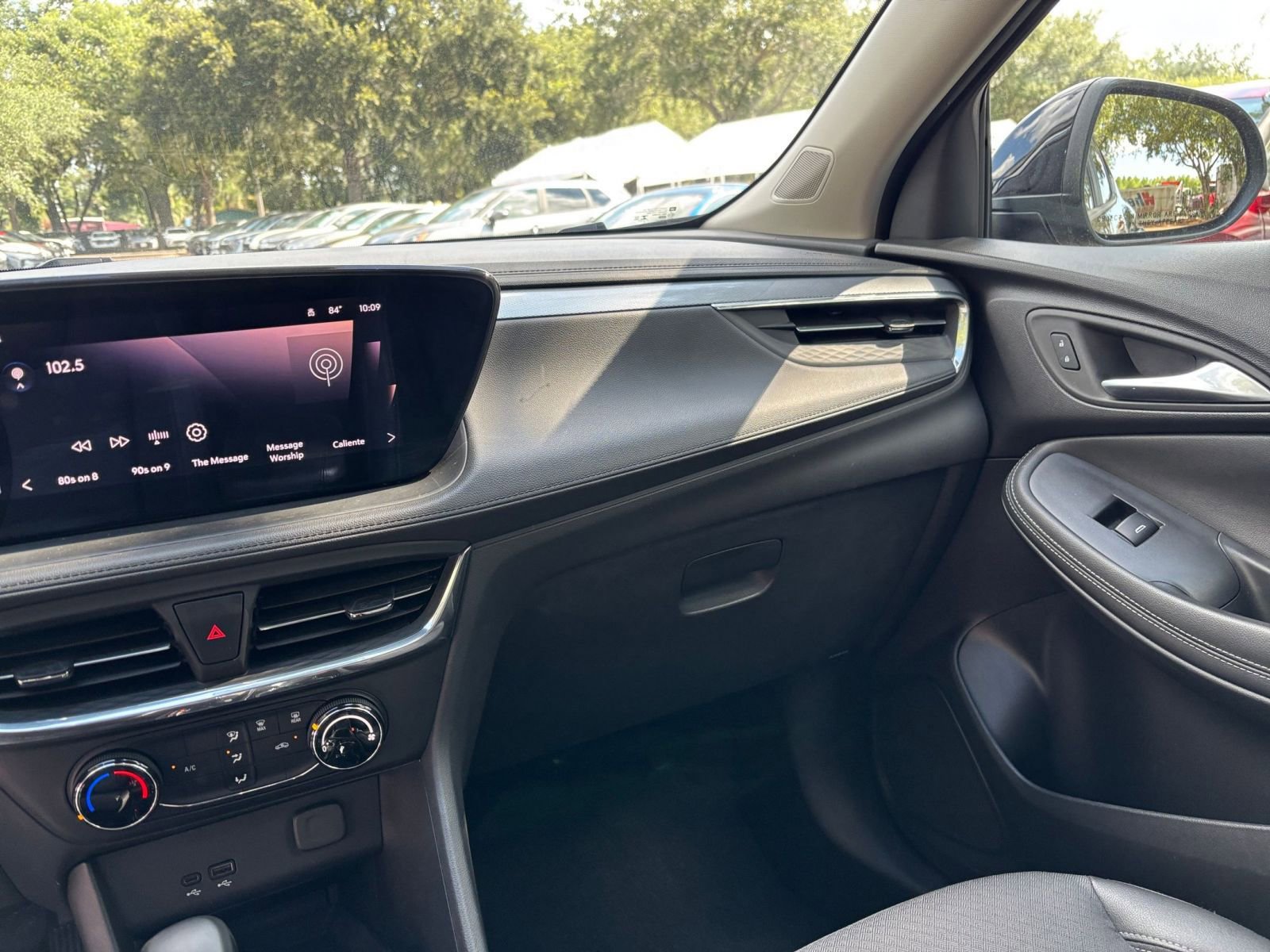 Thumbnail: 2025 Buick Encore GX - 34