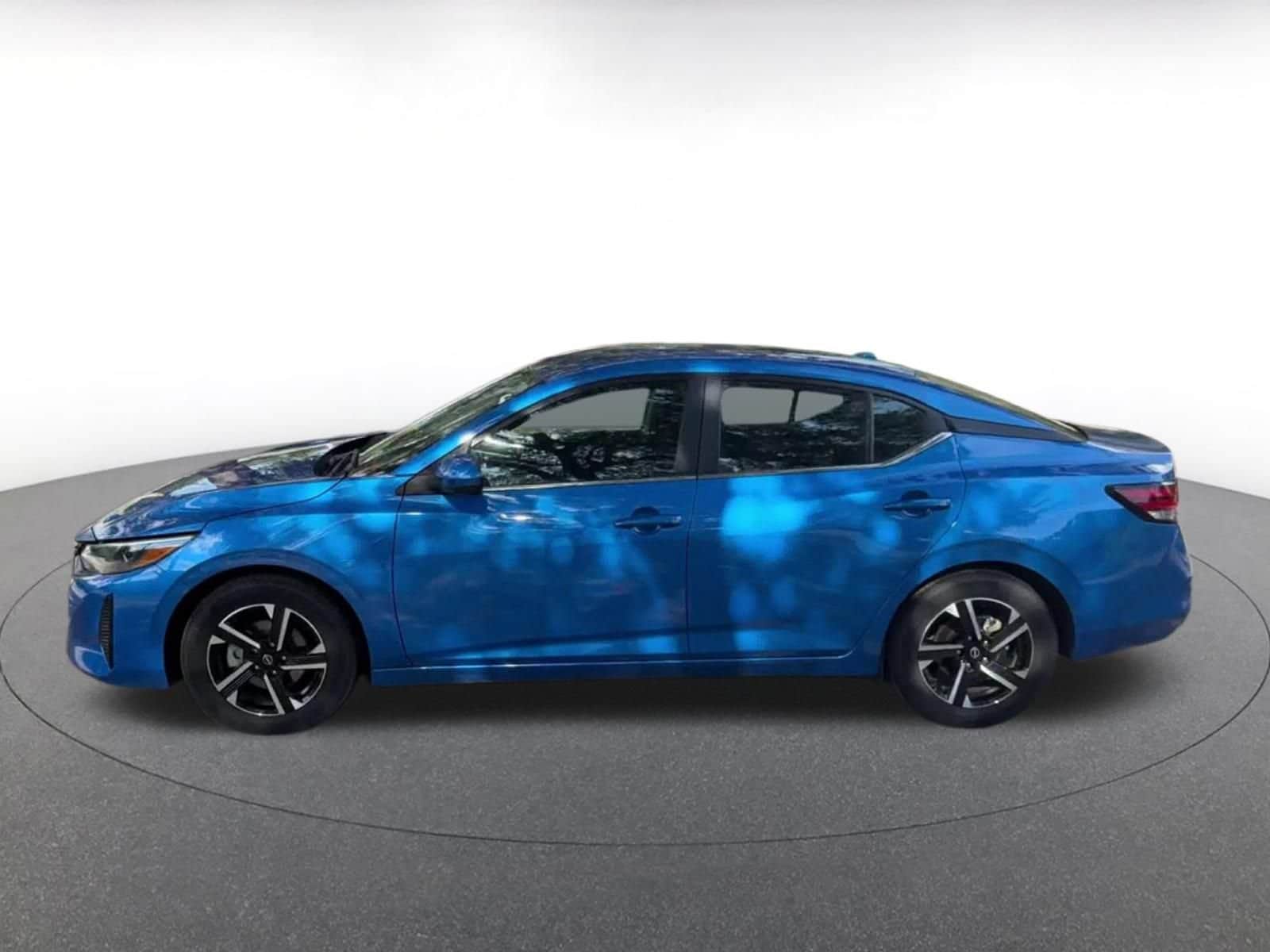Thumbnail: 2025 Nissan Sentra - 9