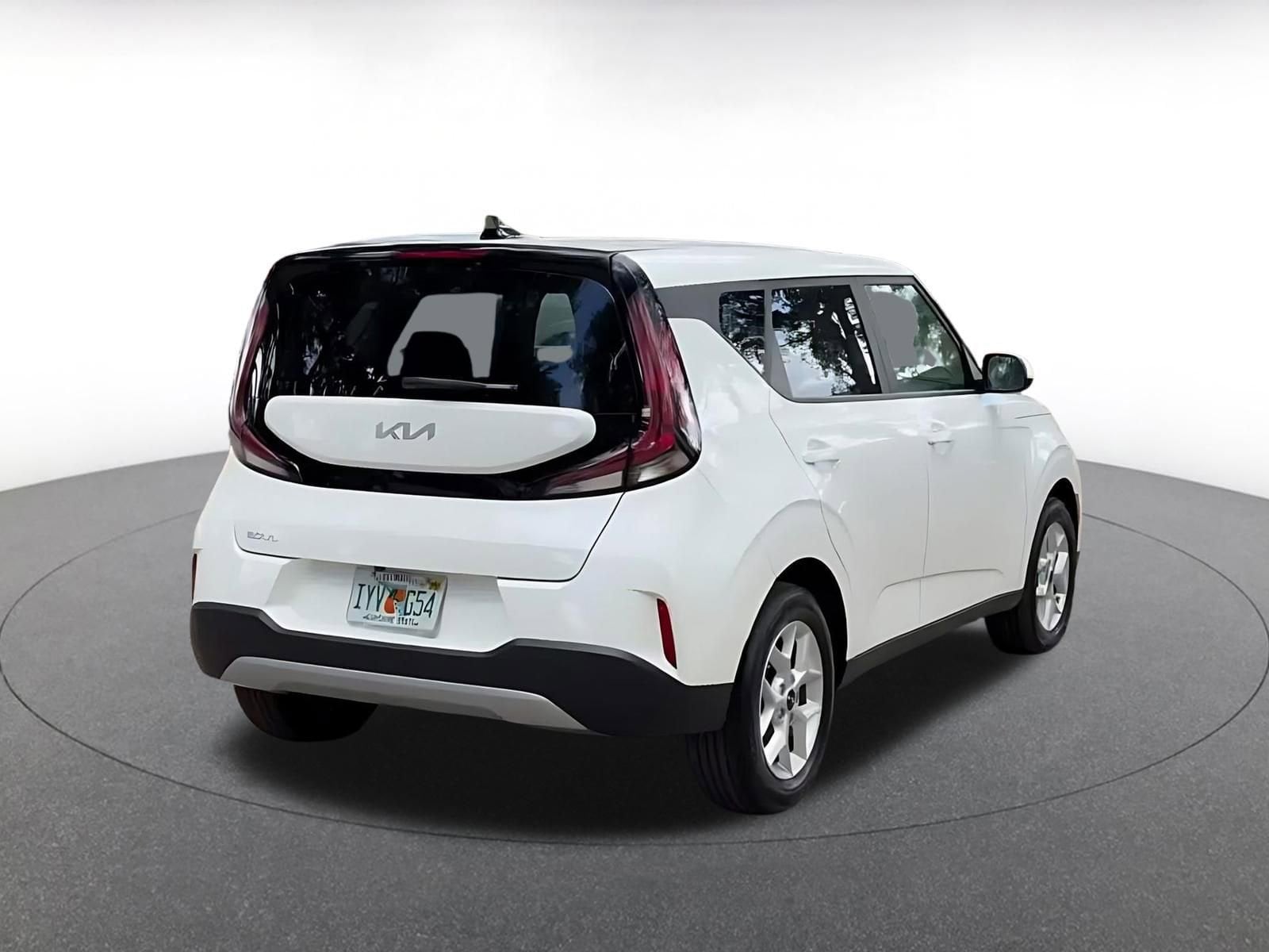 Thumbnail: 2025 Kia Soul - 15