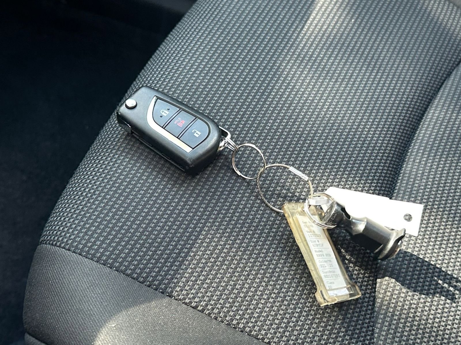 Thumbnail: 2025 Toyota RAV4 - 18