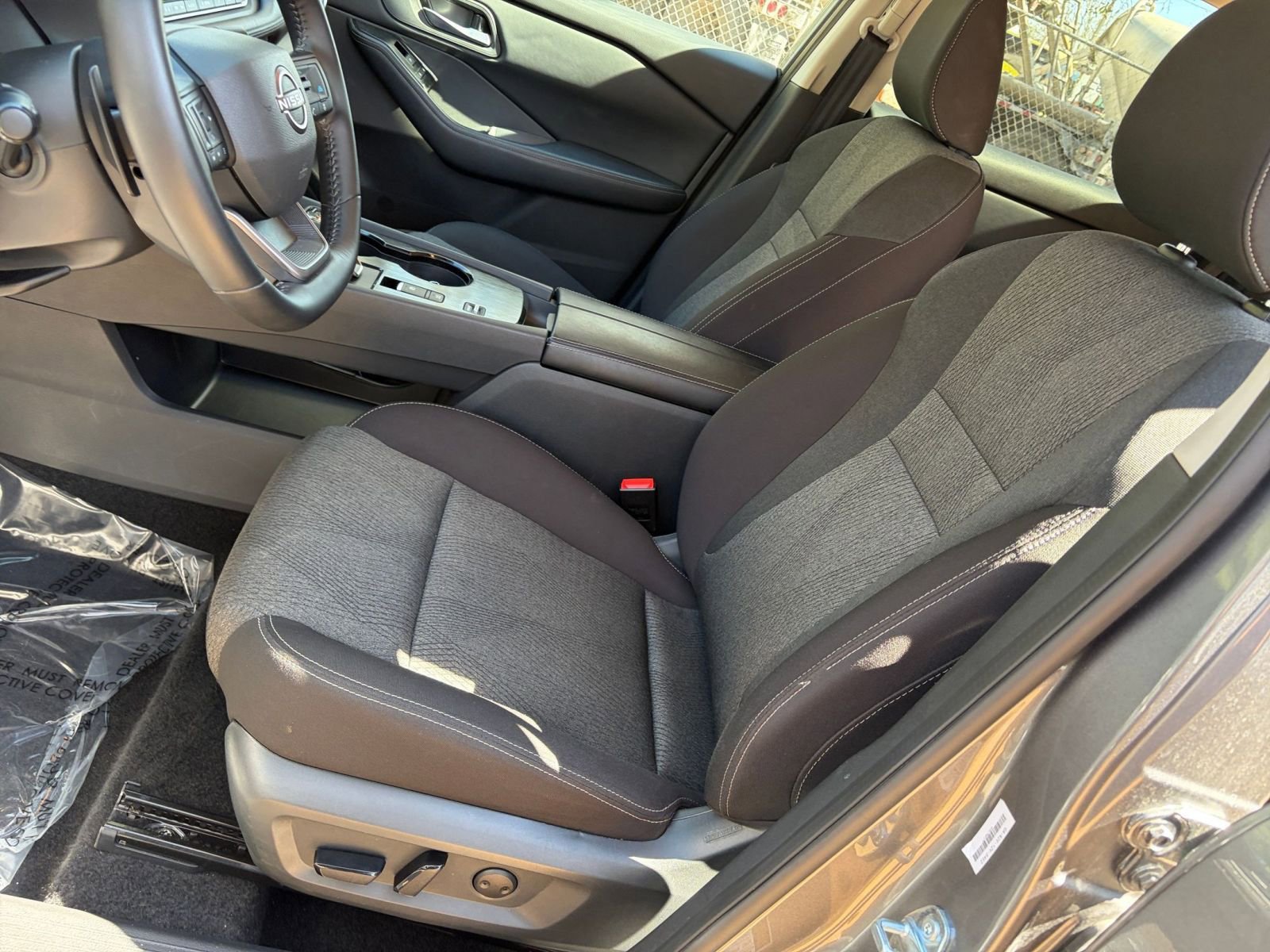 Thumbnail: 2025 Nissan Rogue - 32