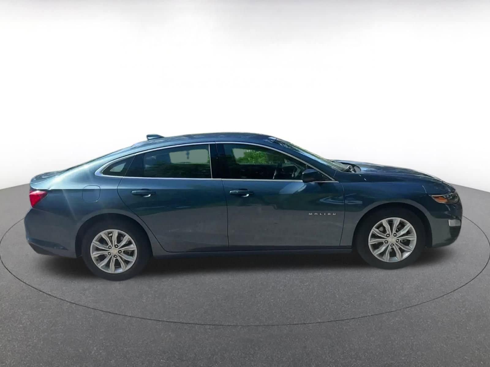 Thumbnail: 2024 Chevrolet Malibu - 24