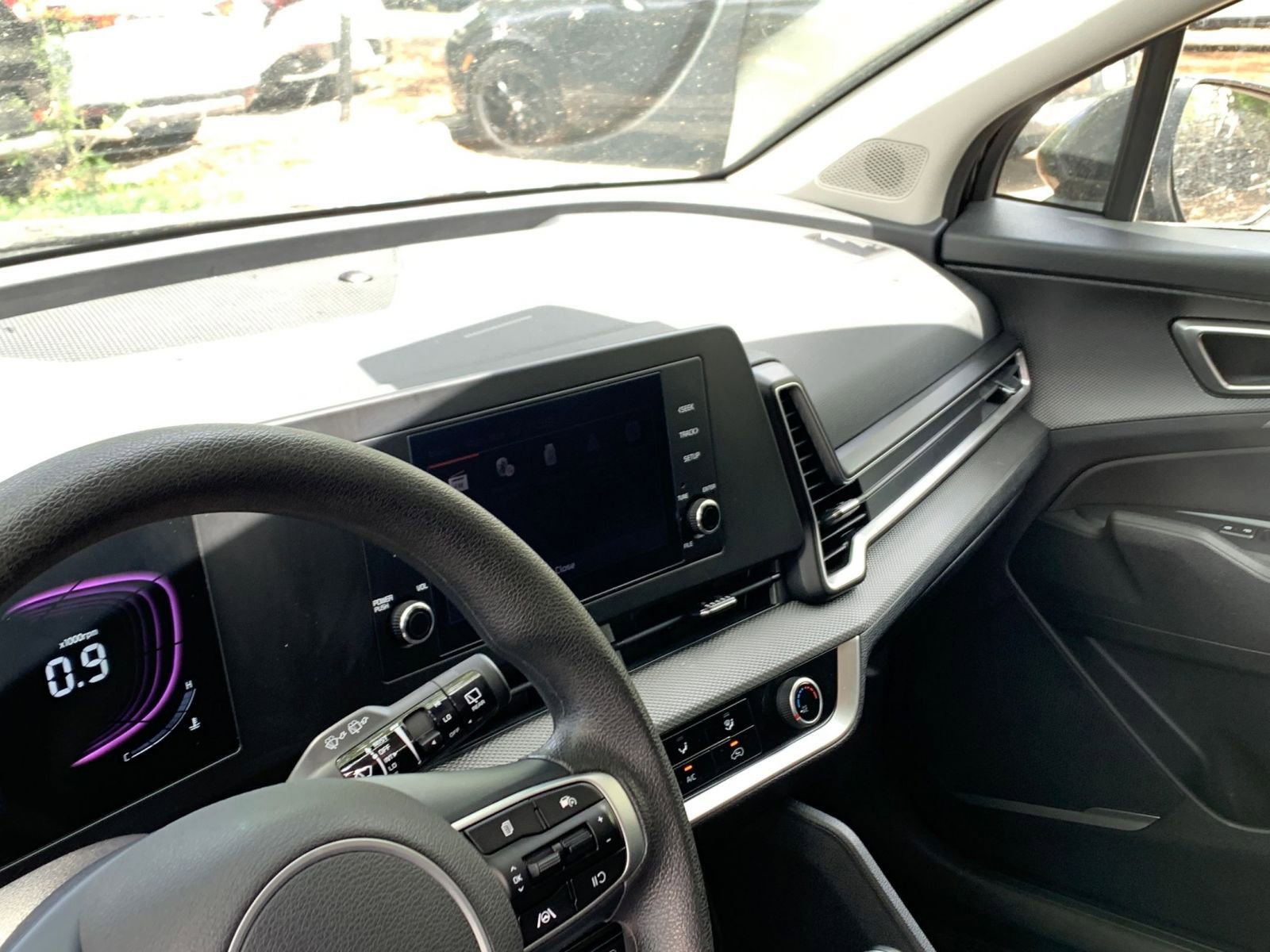 Thumbnail: 2025 Kia Sportage - 32