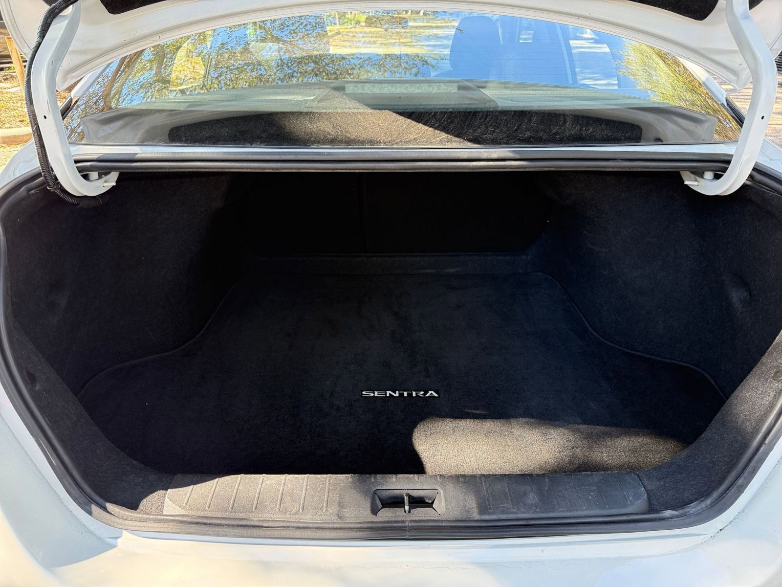 Thumbnail: 2025 Nissan Sentra - 24