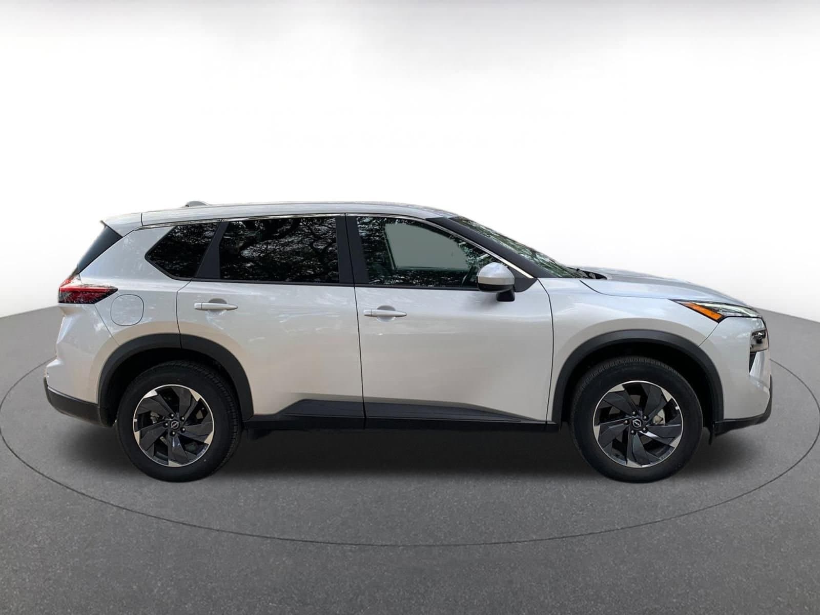 Thumbnail: 2025 Nissan Rogue - 8