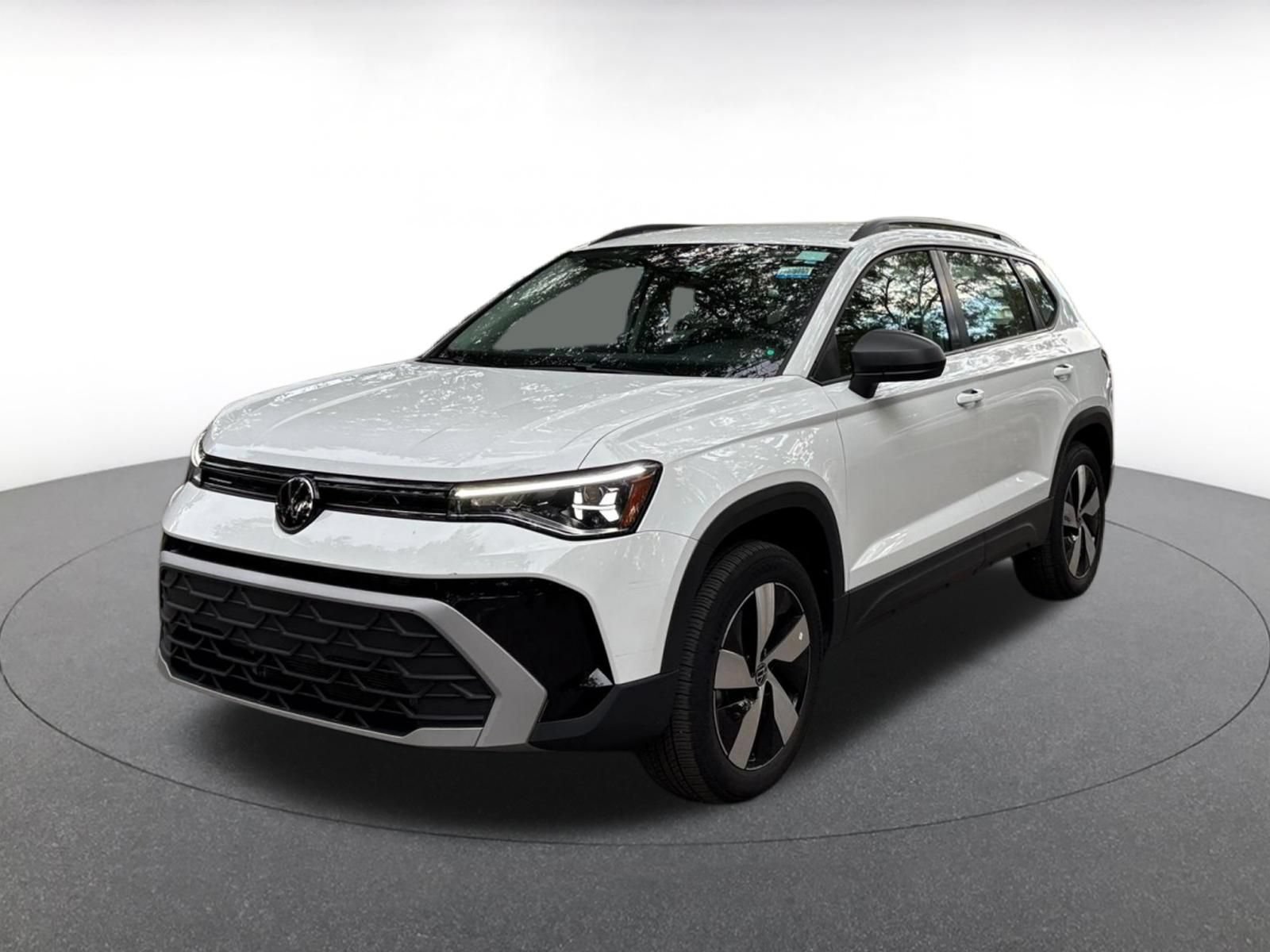 Thumbnail: 2025 Volkswagen Taos - 3