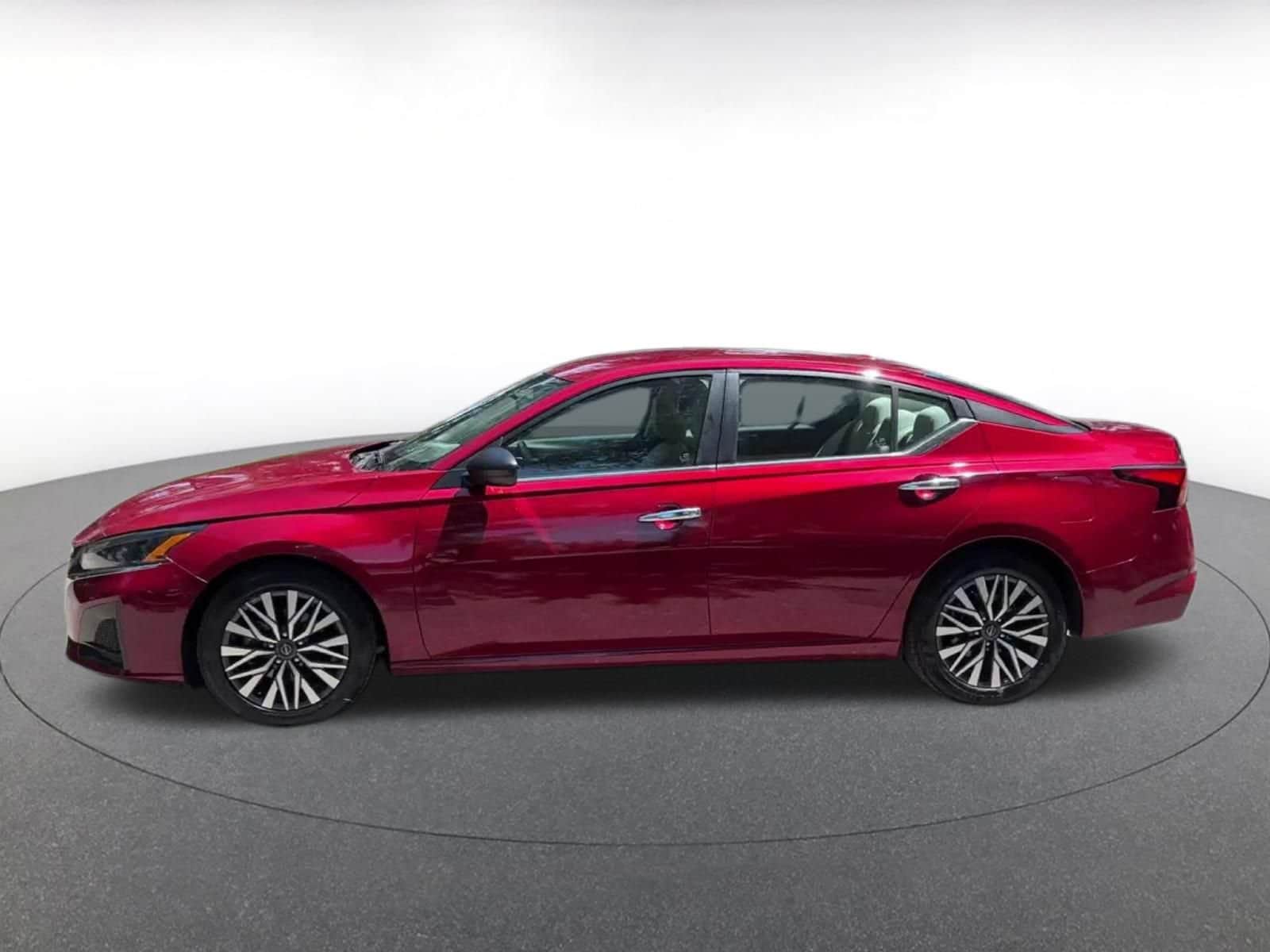 Thumbnail: 2025 Nissan Altima - 7
