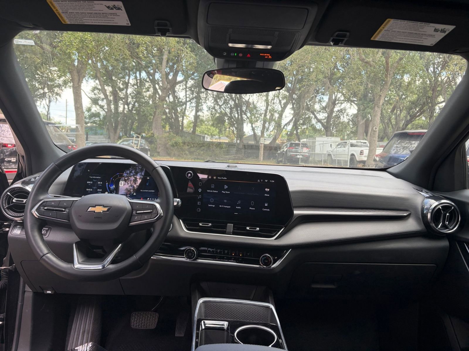 Thumbnail: 2025 Chevrolet Equinox - 32
