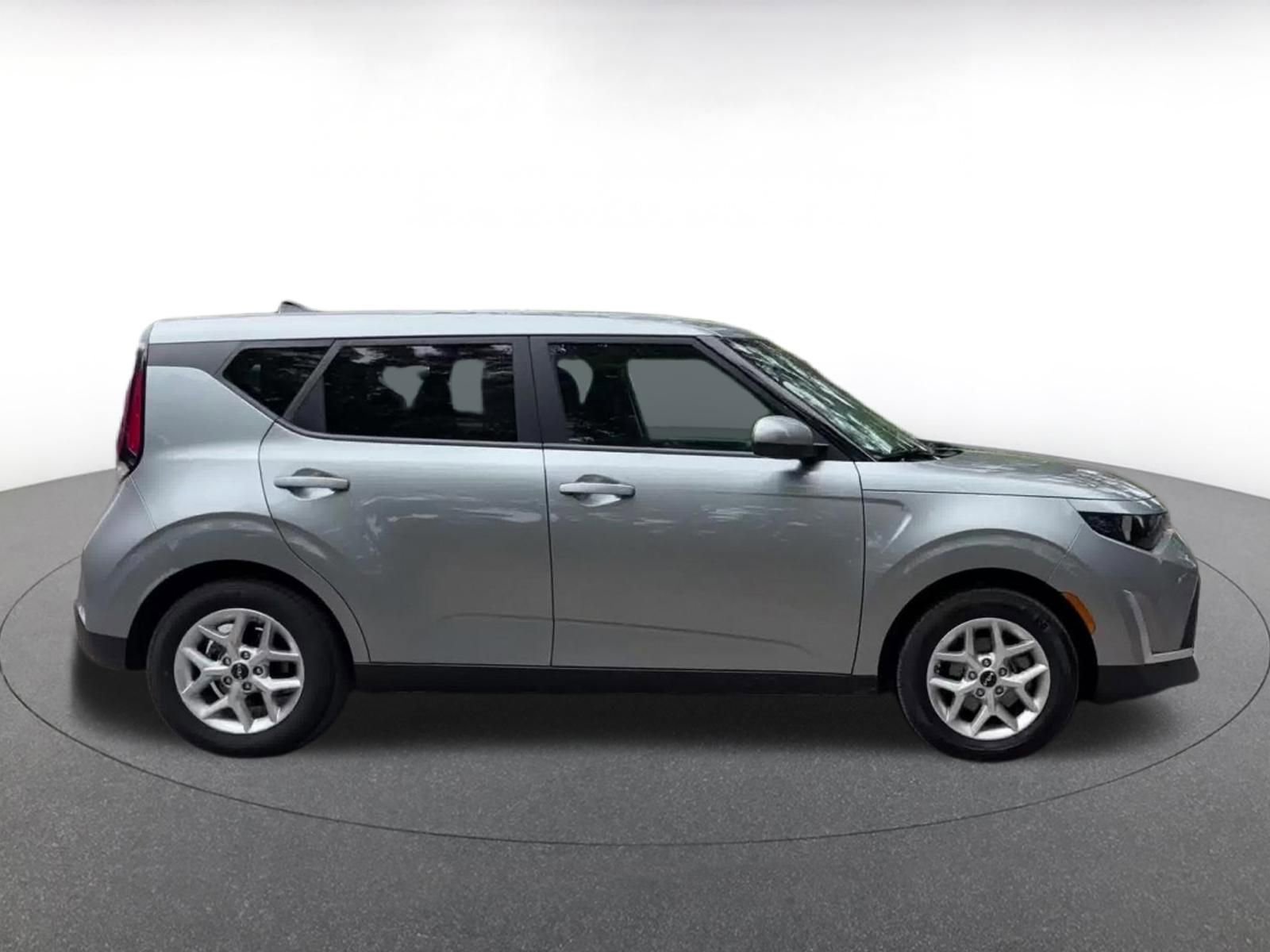 Thumbnail: 2025 Kia Soul - 16