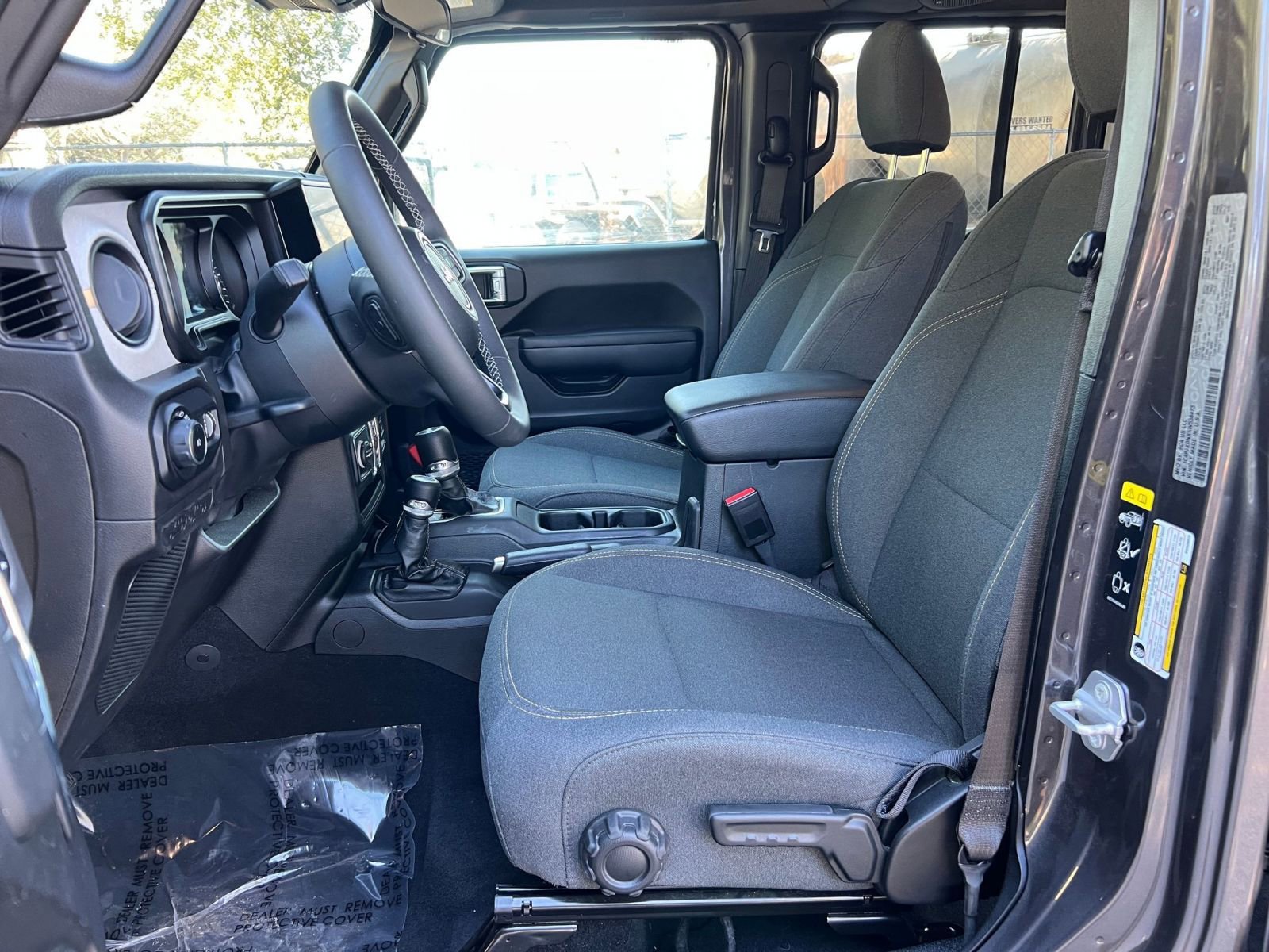 Thumbnail: 2025 Jeep Wrangler - 21