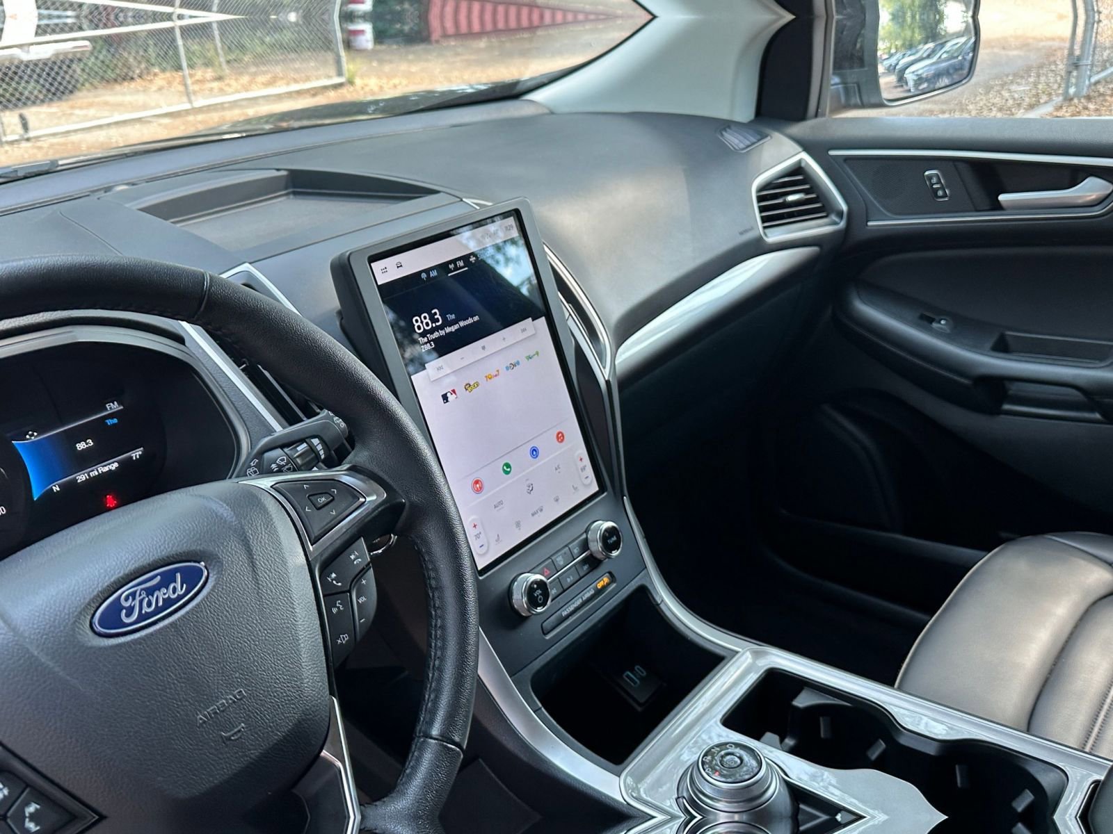 Thumbnail: 2024 Ford Edge - 29