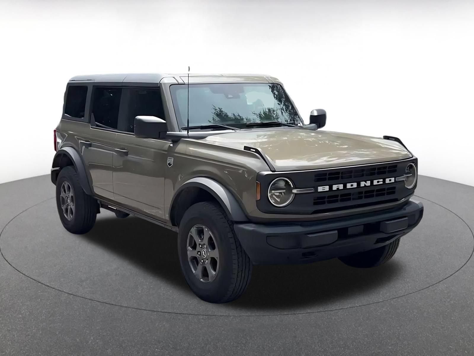 Thumbnail: 2025 Ford Bronco - 3