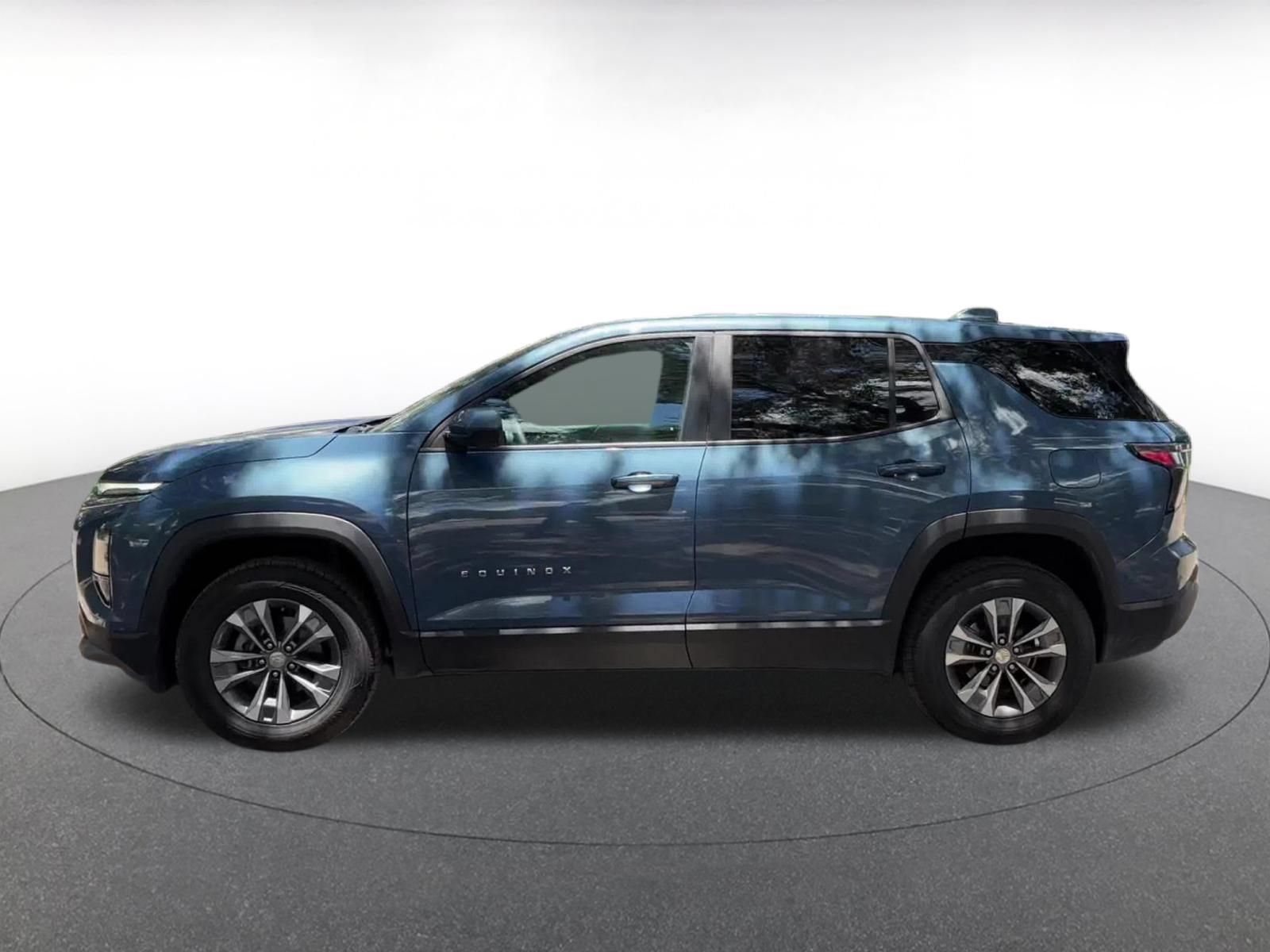 Thumbnail: 2025 Chevrolet Equinox - 9