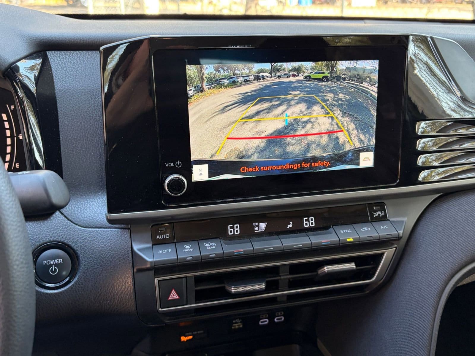 Thumbnail: 2025 Toyota Camry - 17