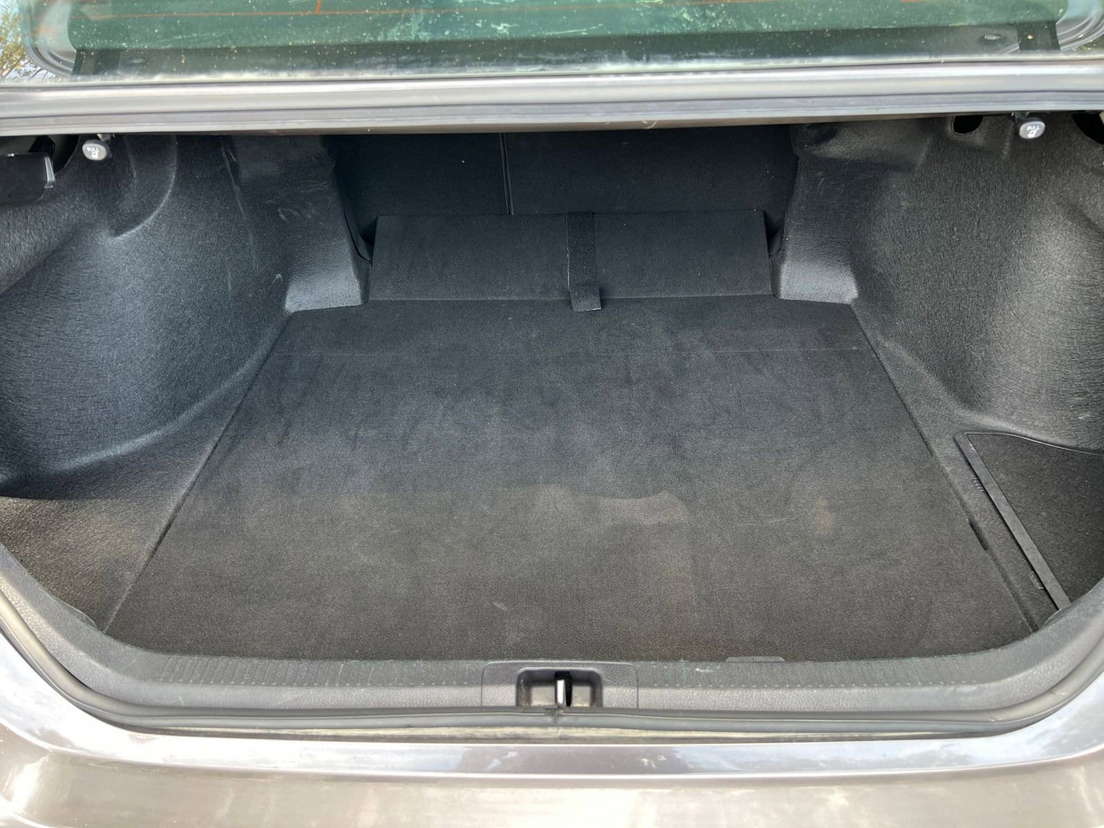 Thumbnail: 2023 Toyota Camry - 24