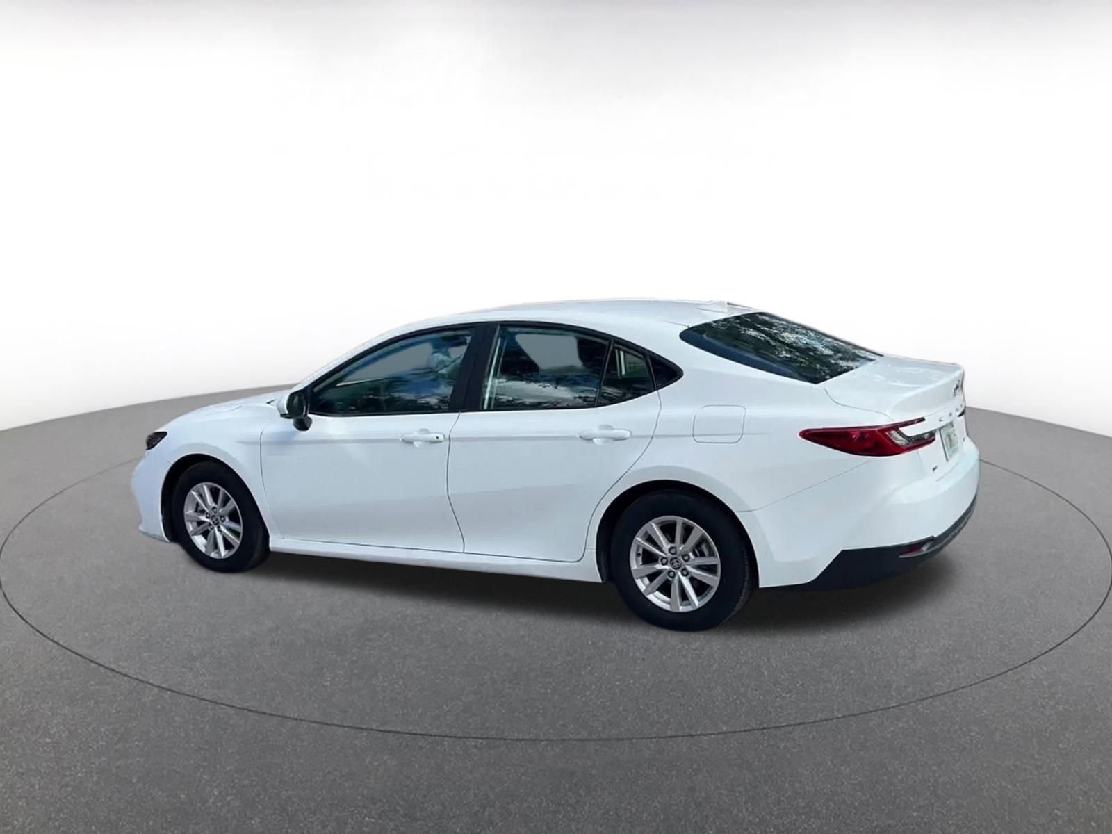 Thumbnail: 2025 Toyota Camry - 10