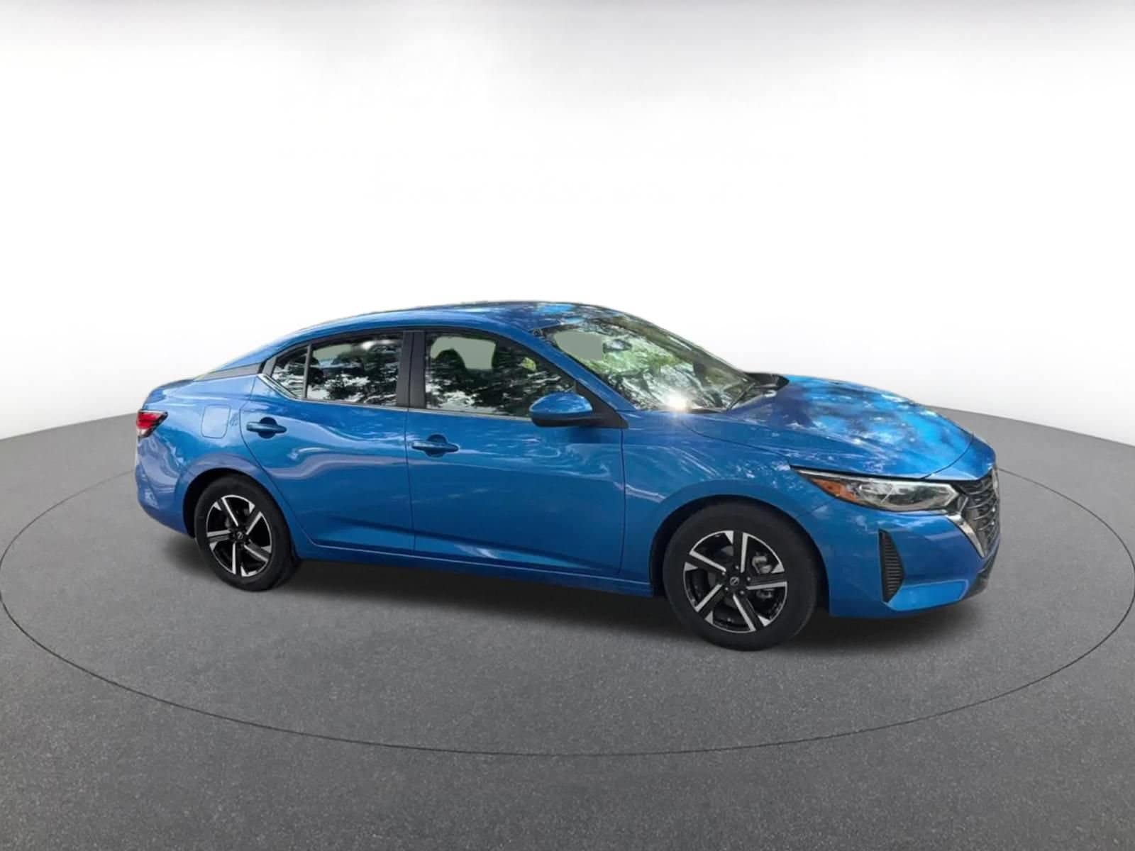 Thumbnail: 2025 Nissan Sentra - 2