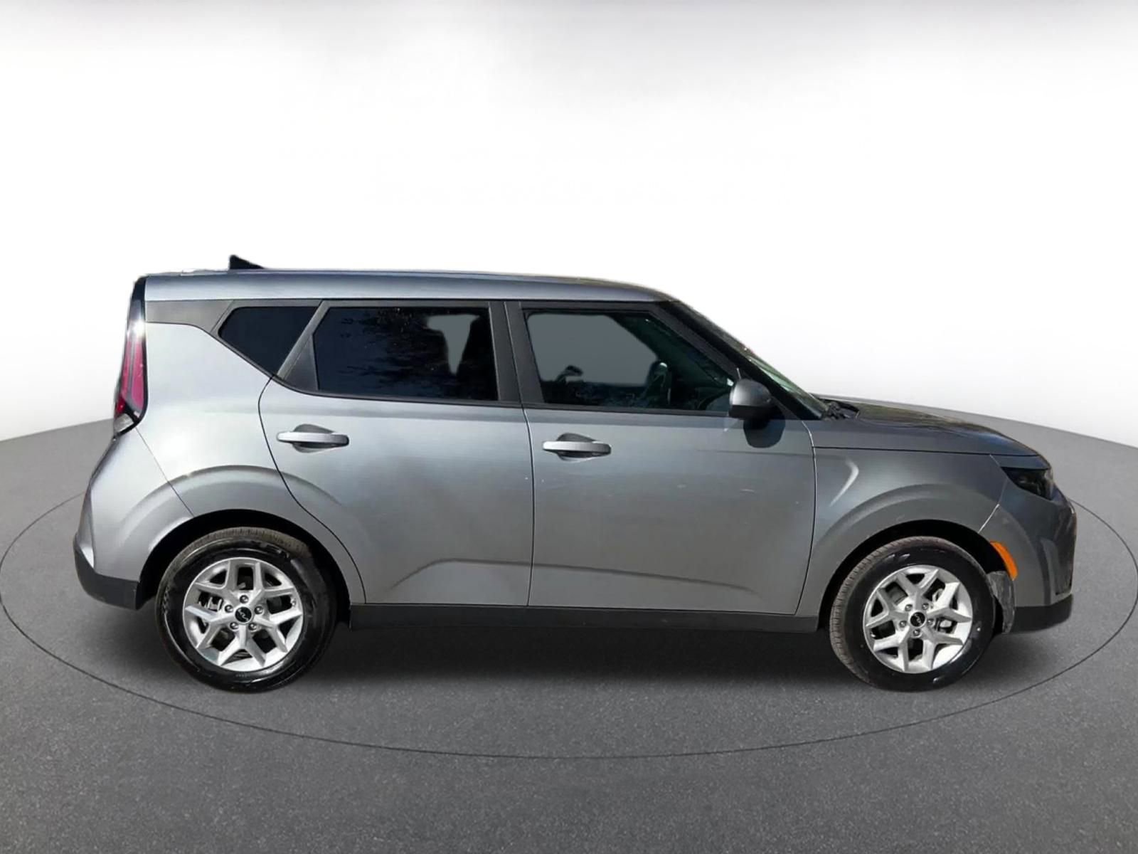 Thumbnail: 2025 Kia Soul - 16