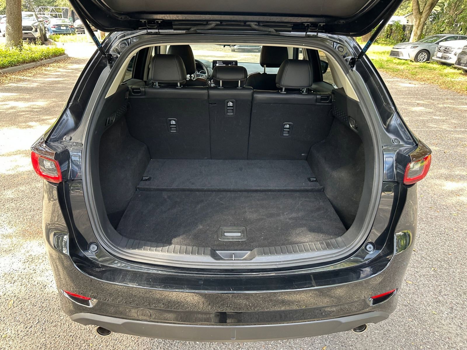 Thumbnail: 2025 Mazda CX-5 - 24