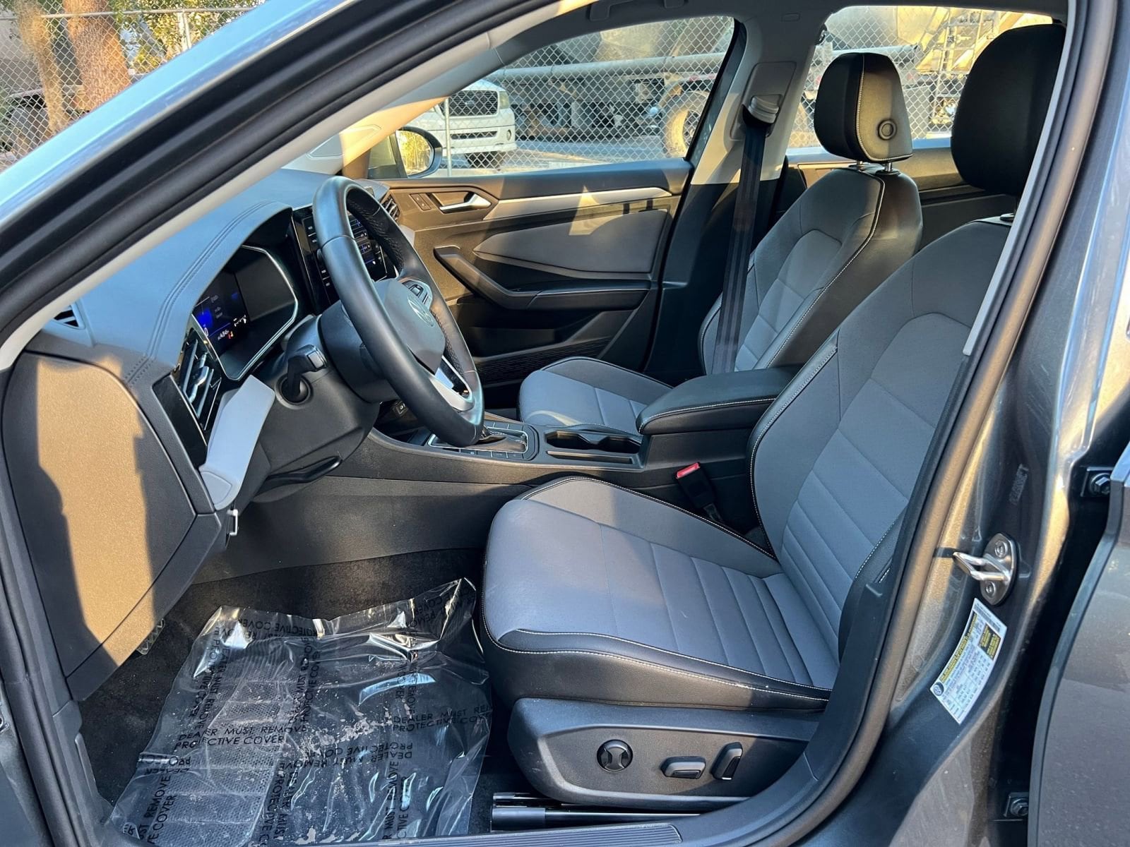 Thumbnail: 2025 Volkswagen Jetta - 21