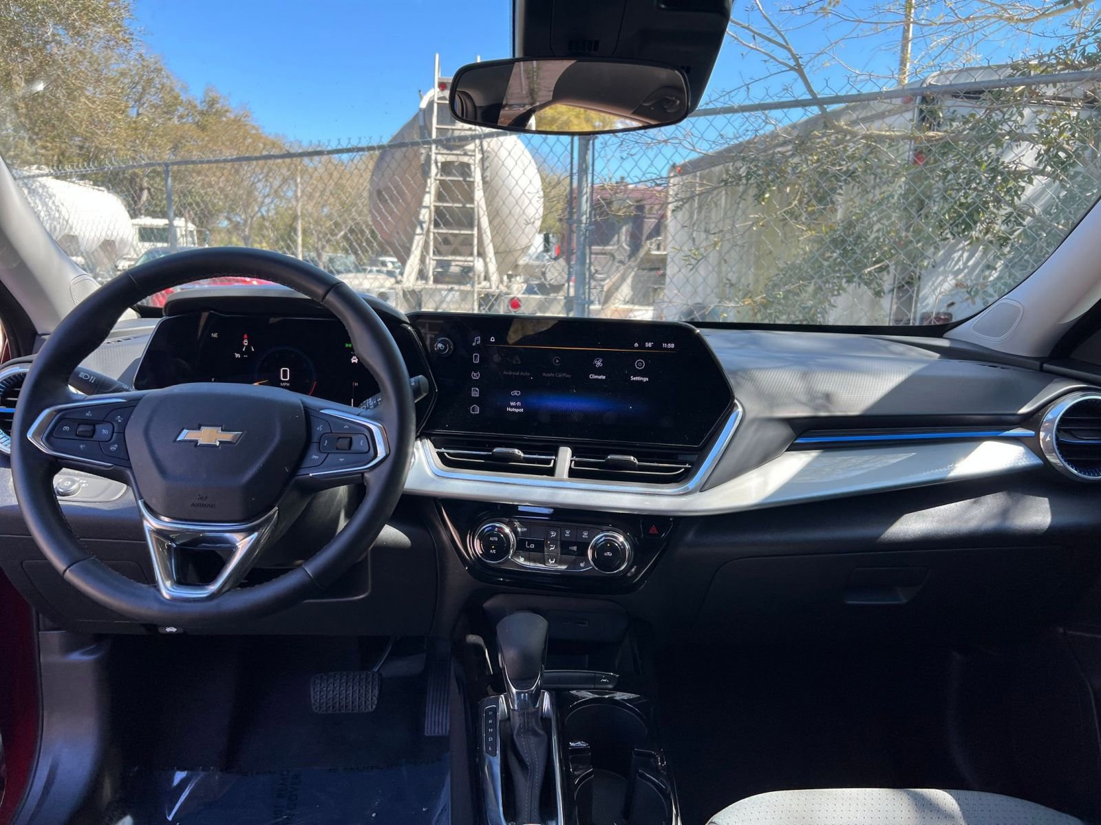 Thumbnail: 2025 Chevrolet Trax - 29