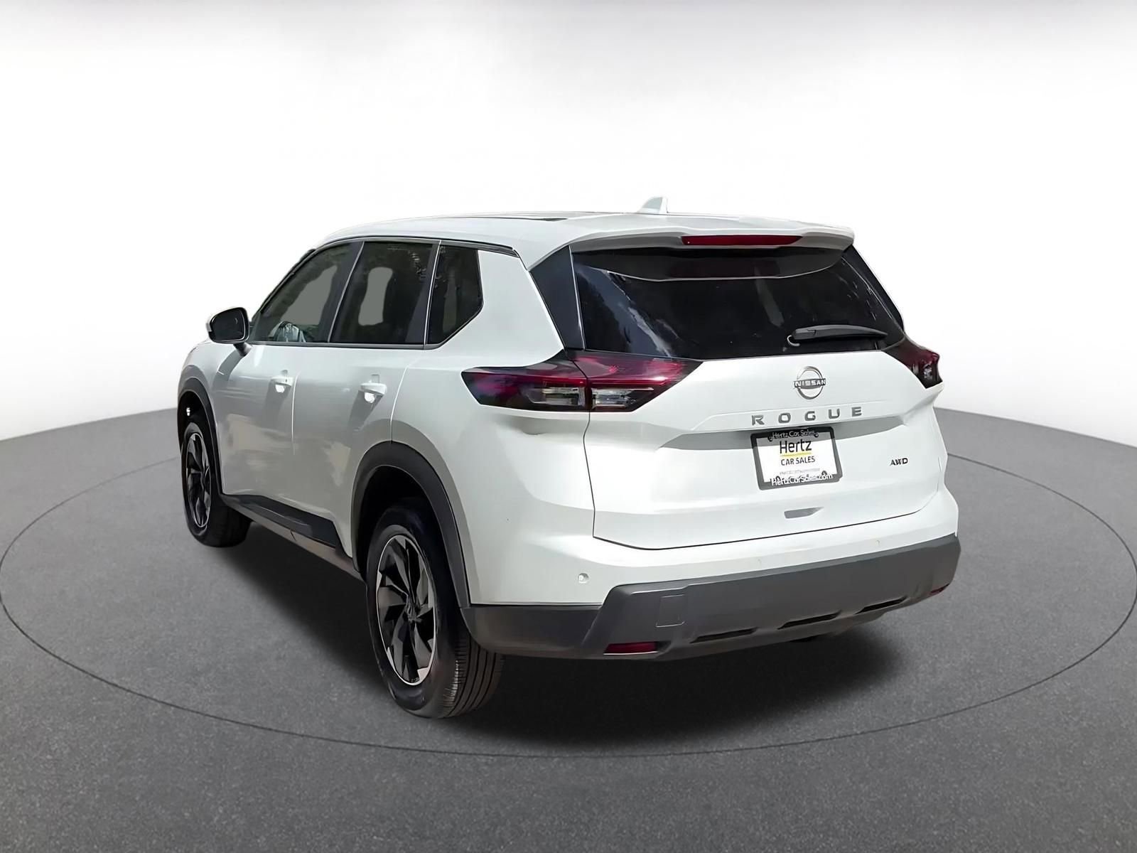 Thumbnail: 2025 Nissan Rogue - 11