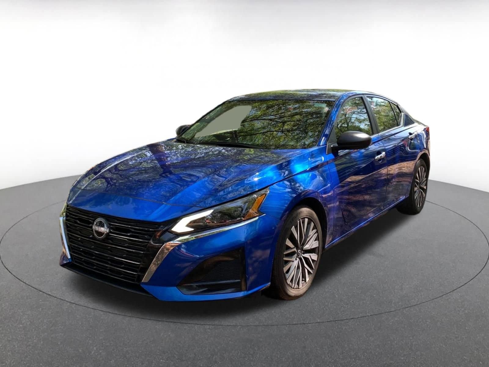 Thumbnail: 2025 Nissan Altima - 3