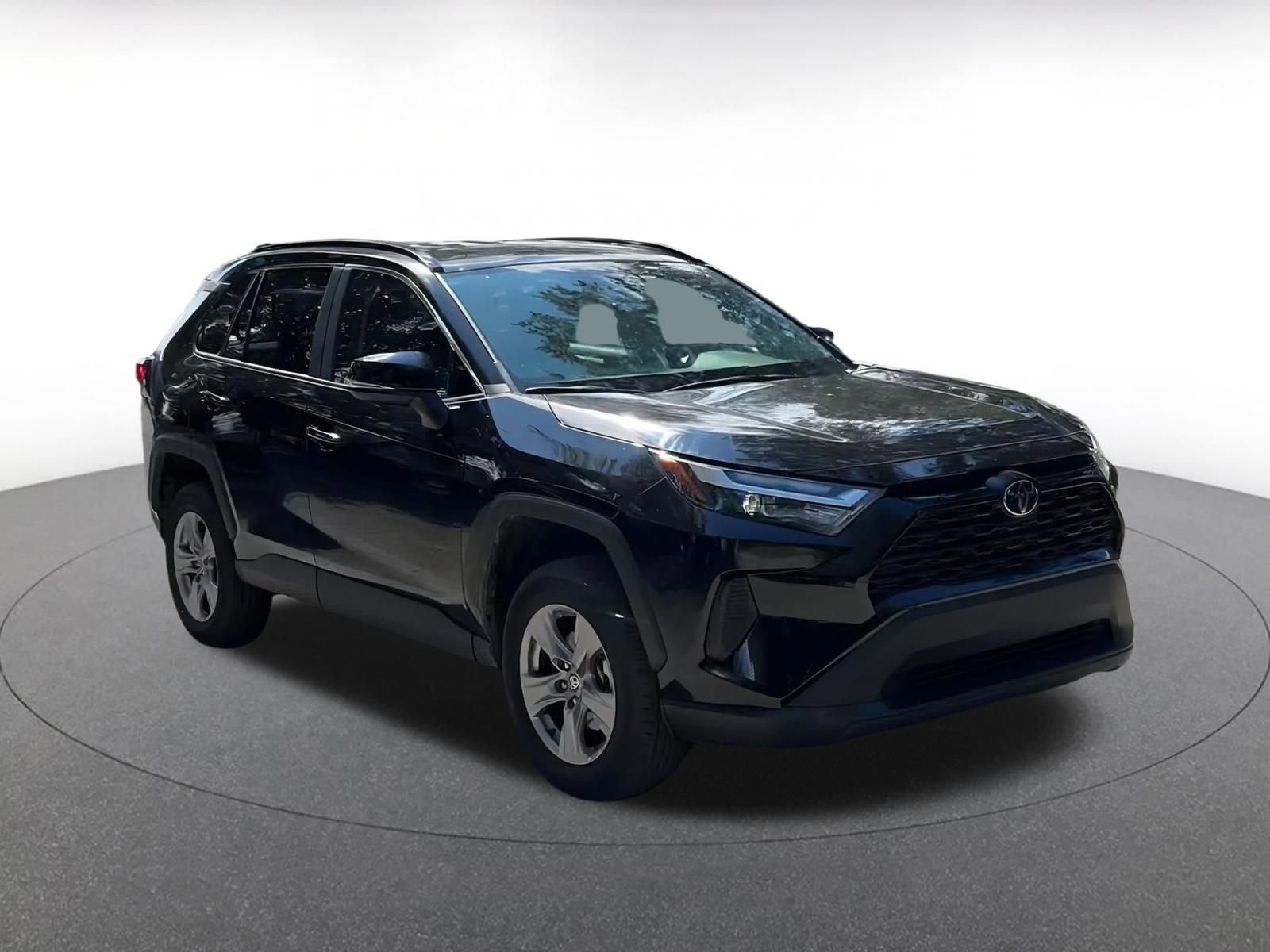 Thumbnail: 2025 Toyota RAV4 - 3
