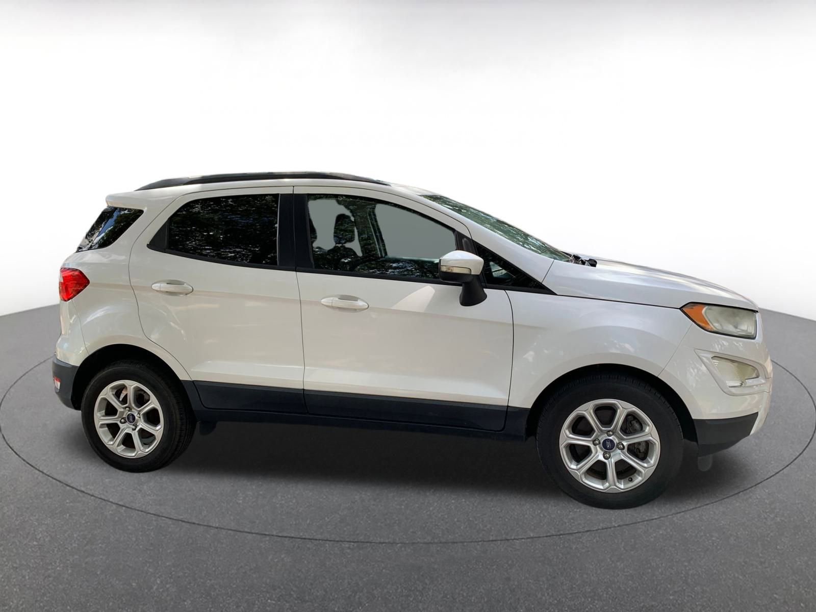 Thumbnail: 2018 Ford EcoSport - 8