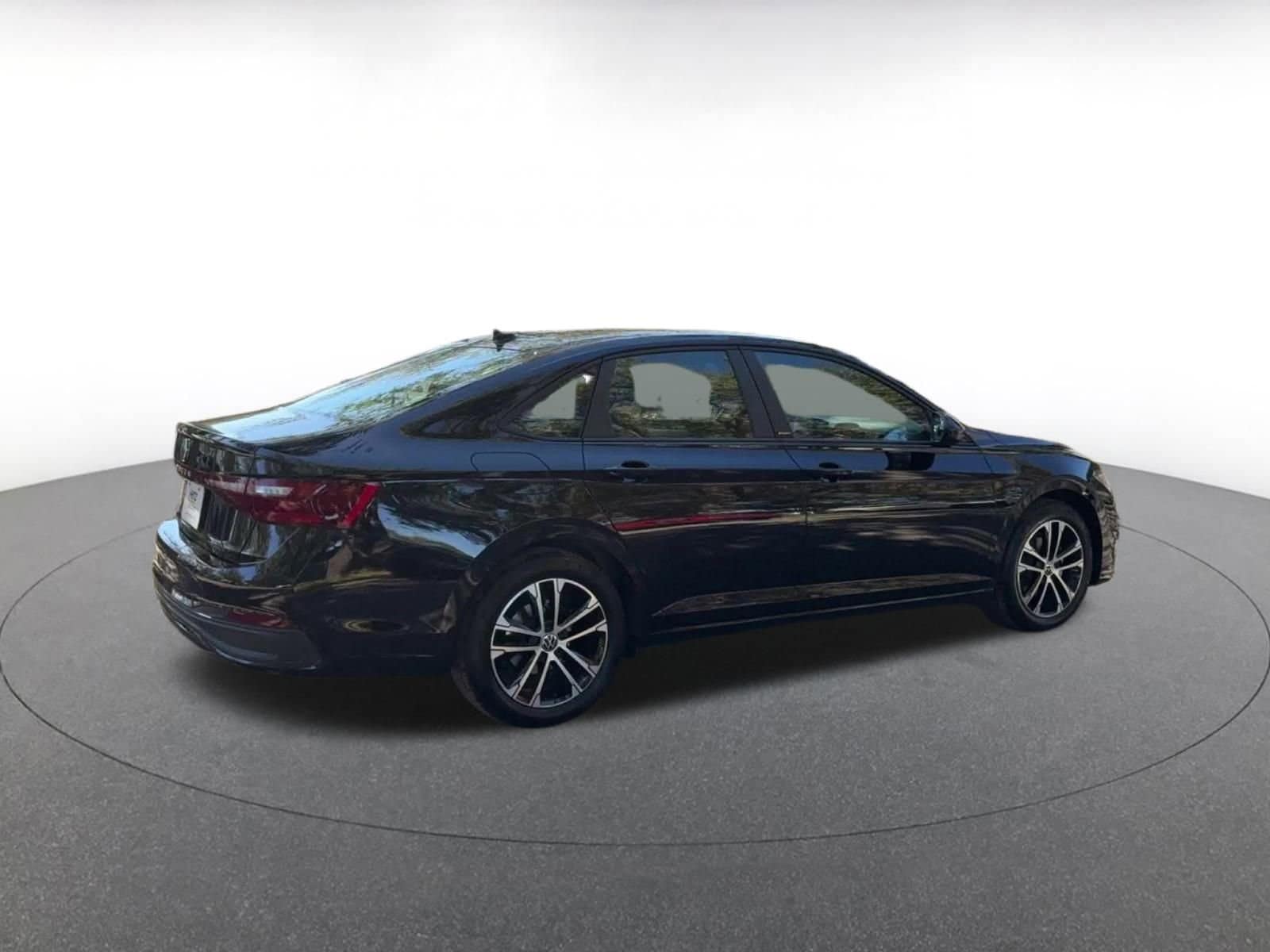 Thumbnail: 2025 Volkswagen Jetta - 15