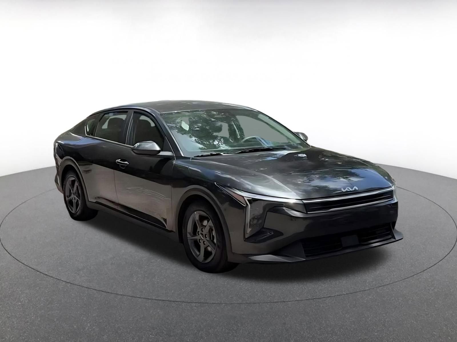 Thumbnail: 2025 Kia K4 - 3