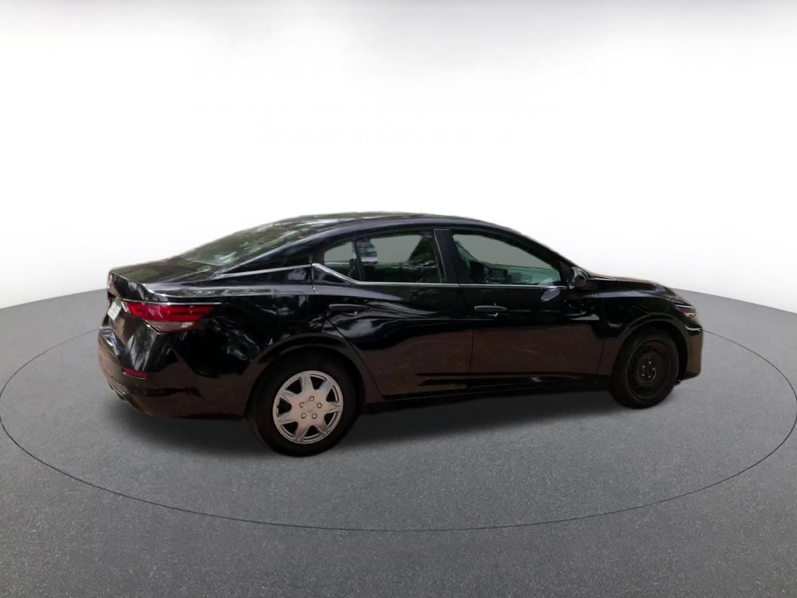 Thumbnail: 2025 Nissan Sentra - 15