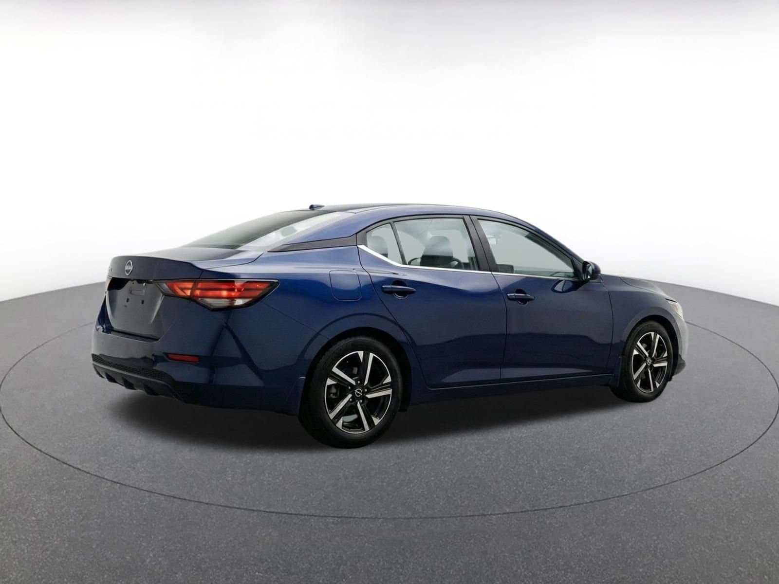 Thumbnail: 2025 Nissan Sentra - 11