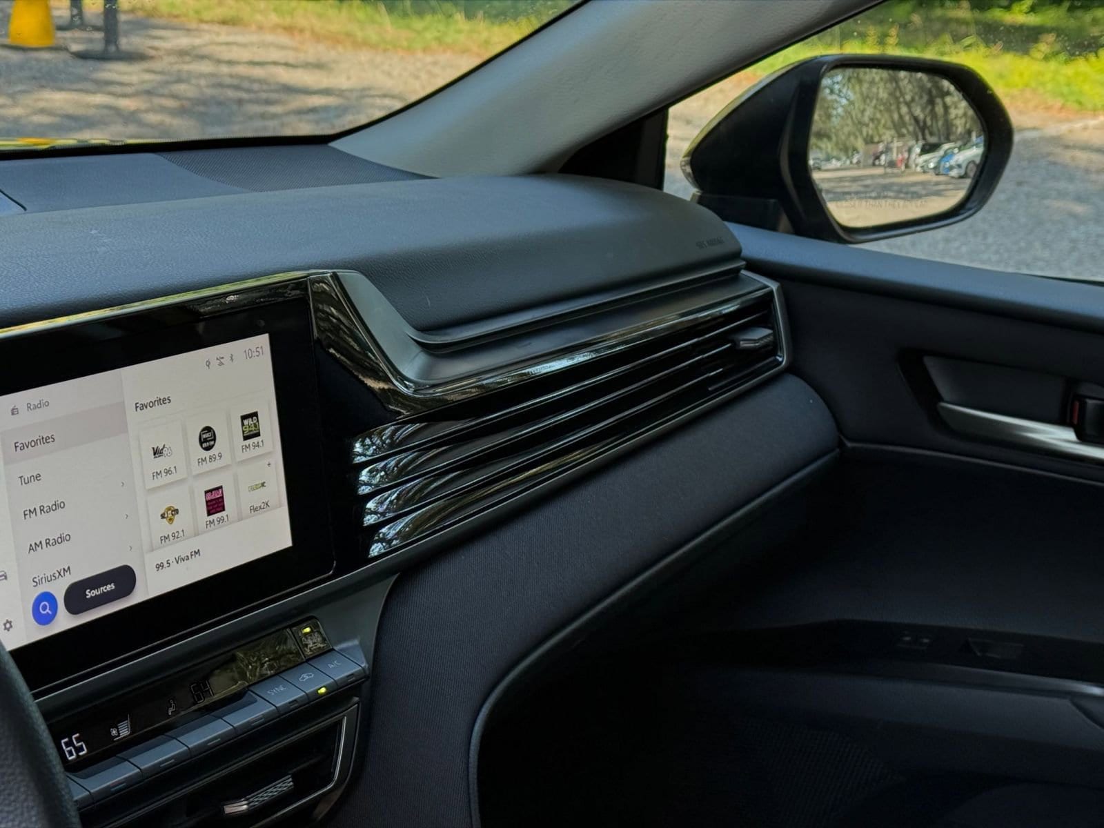 Thumbnail: 2025 Toyota Camry - 29