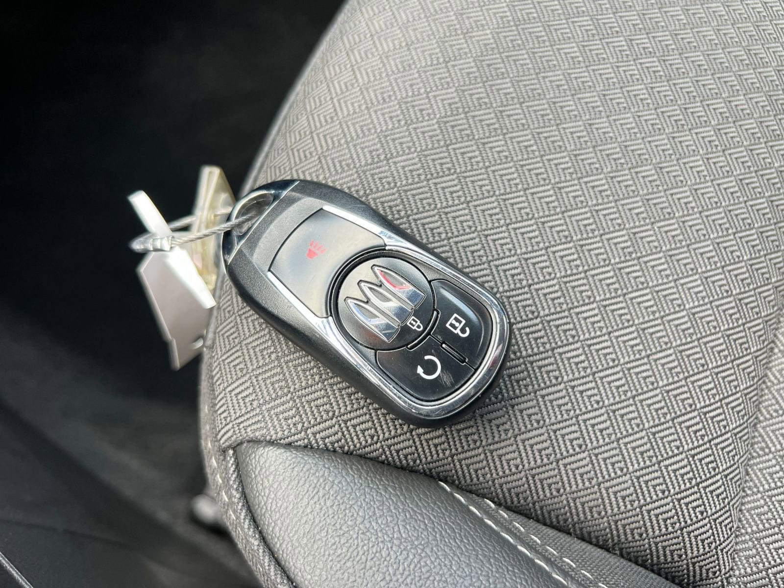 Thumbnail: 2025 Buick Encore GX - 18