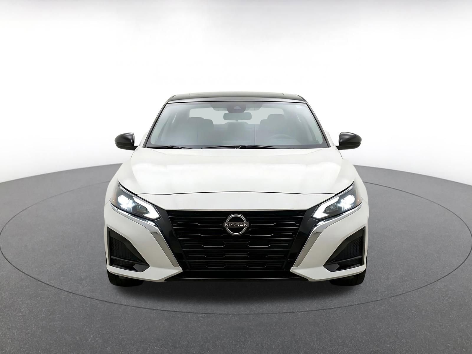 Thumbnail: 2025 Nissan Altima - 2