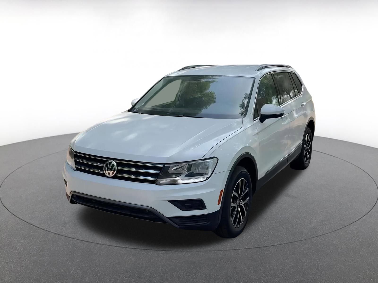 Thumbnail: 2021 Volkswagen Tiguan - 6
