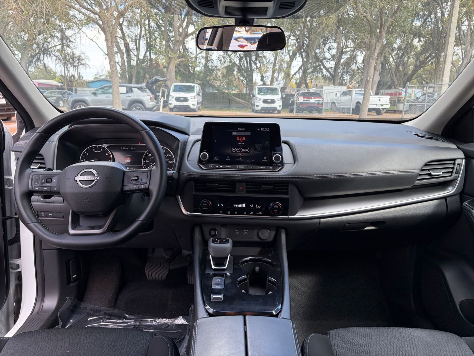 Thumbnail: 2025 Nissan Rogue - 30