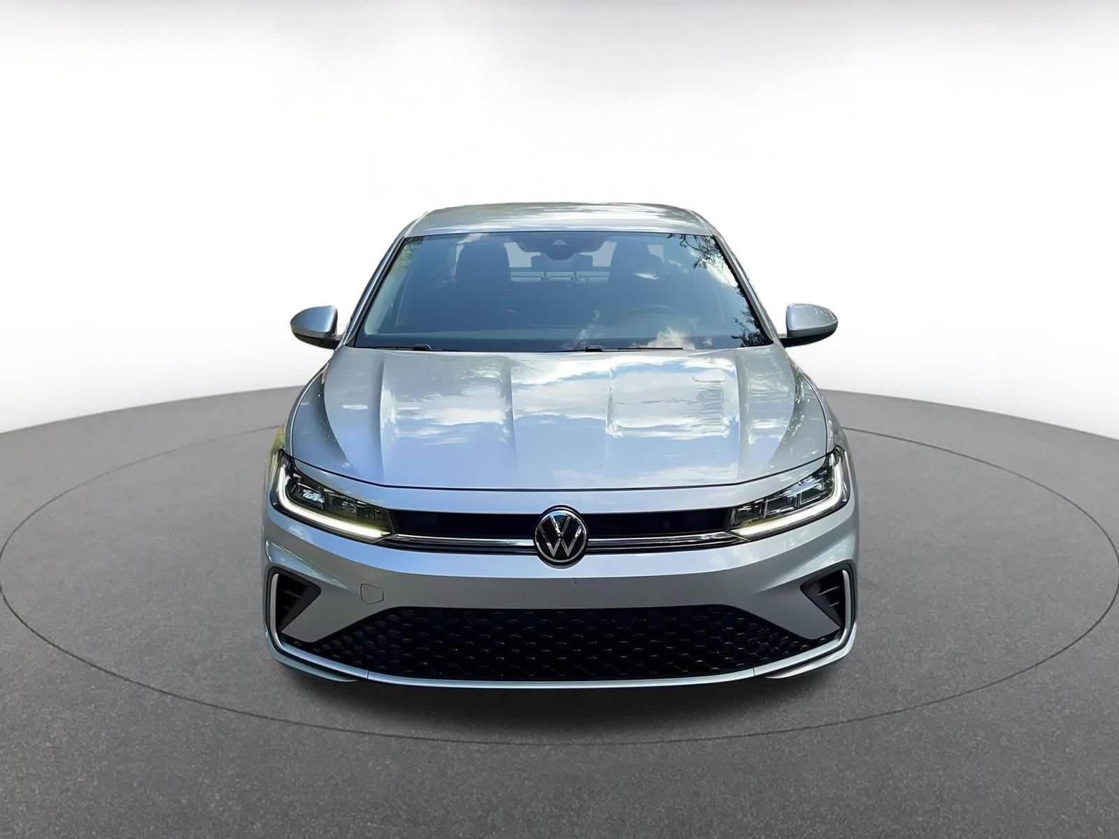 Thumbnail: 2025 Volkswagen Jetta - 4