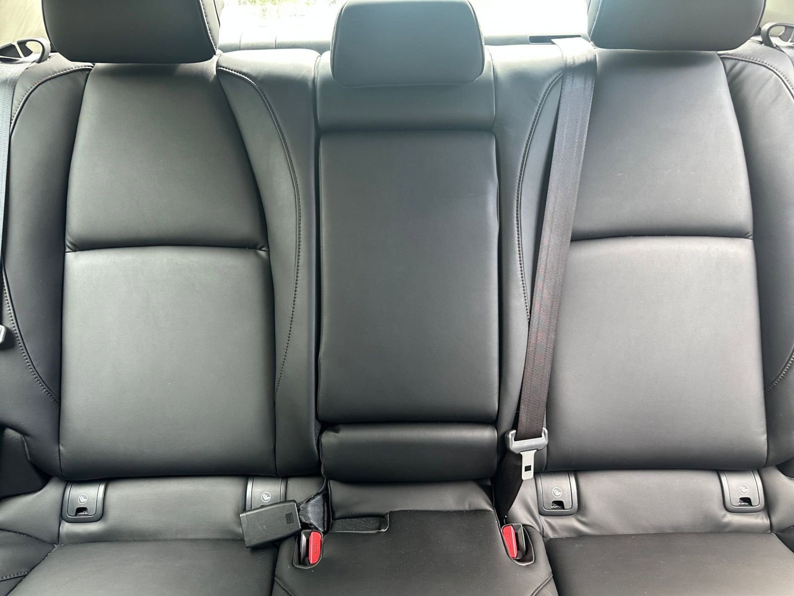 Thumbnail: 2025 Mazda Mazda3 - 32